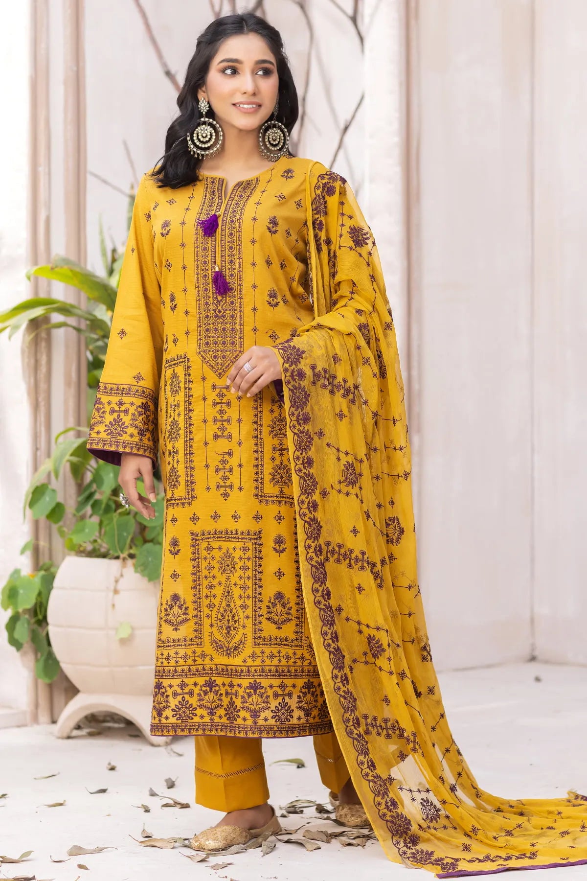 Qalb D-26 : Unstitched Embroidered Lawn Doria 3pc