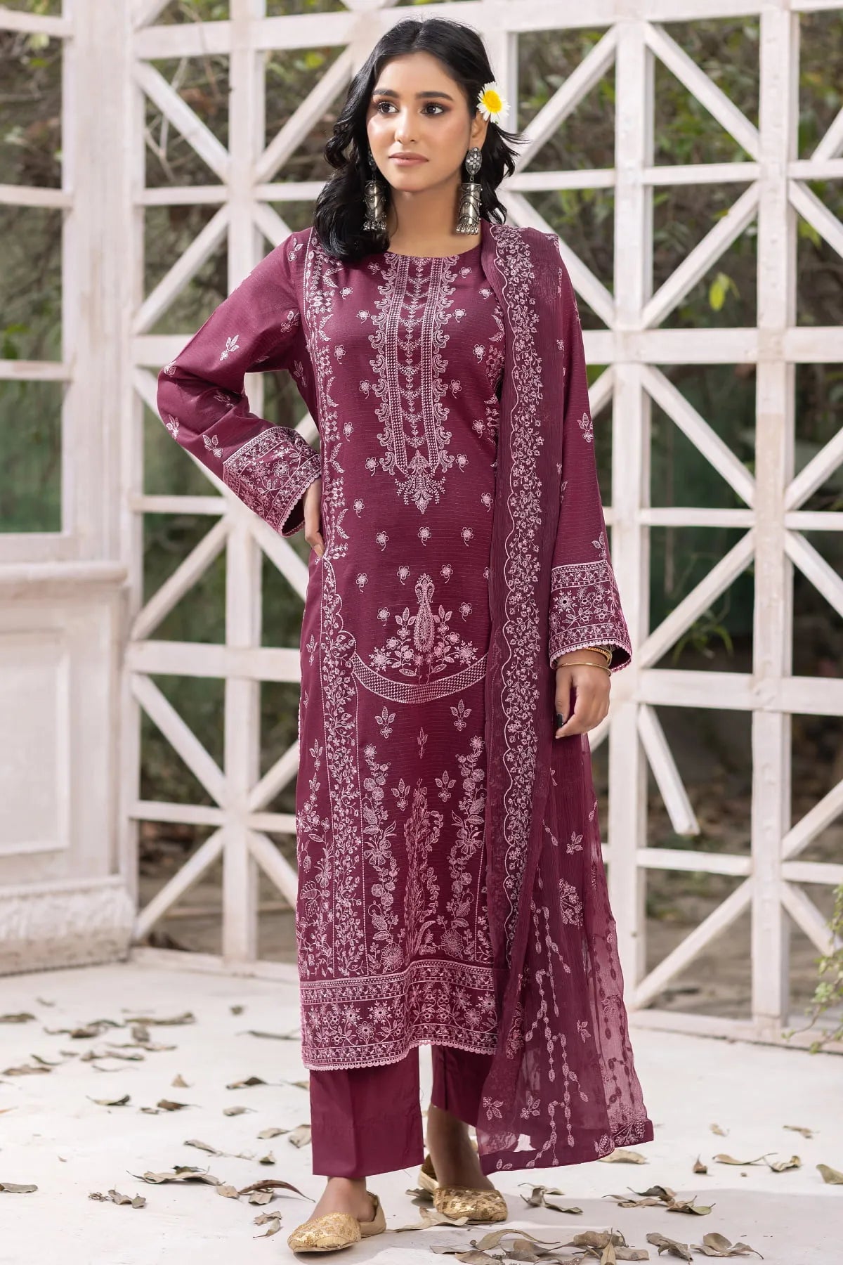 Qalb D-28 : Unstitched Embroidered Lawn Doria 3pc