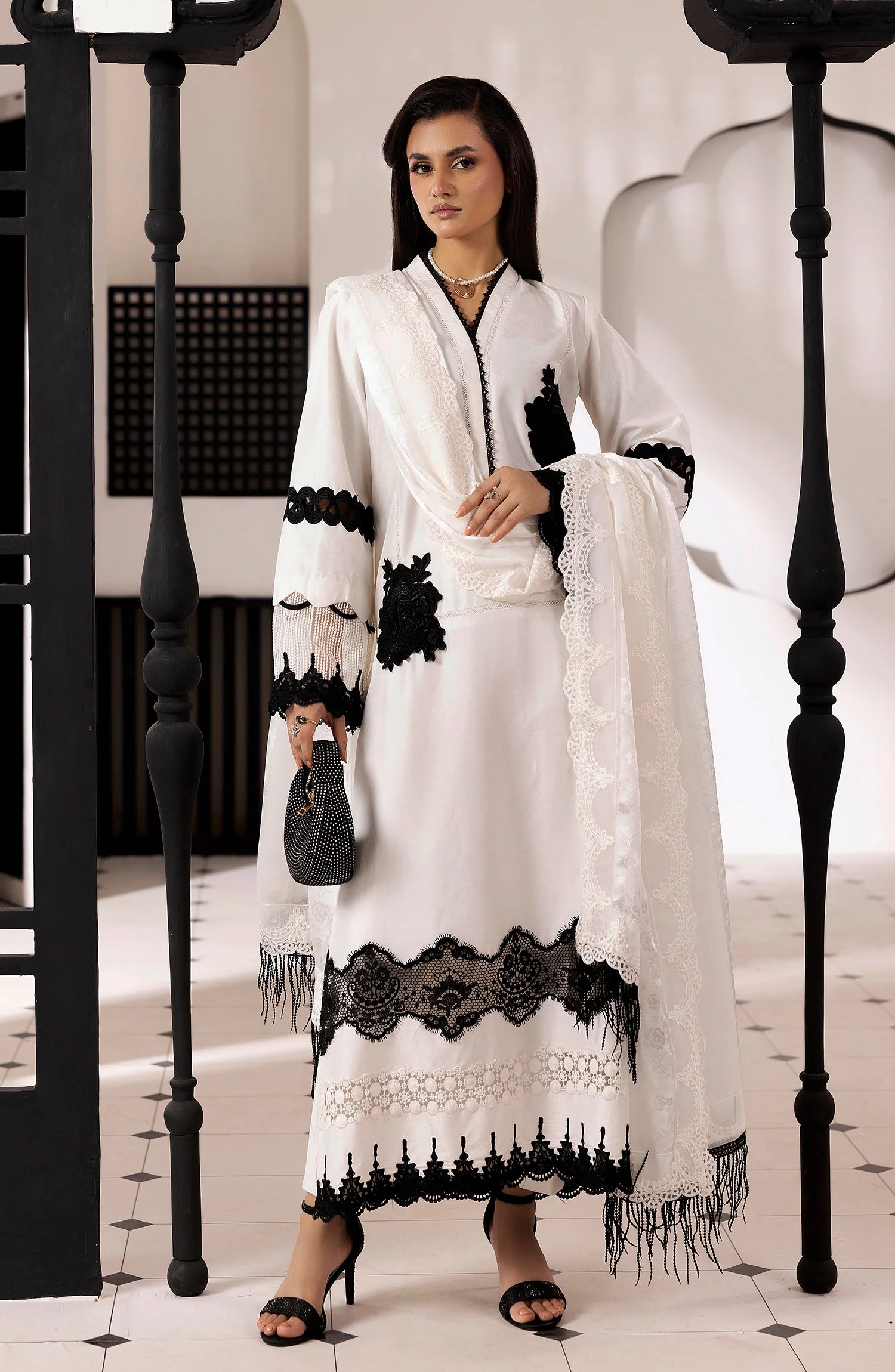 Dove Raw Silk Pret 3 PCs