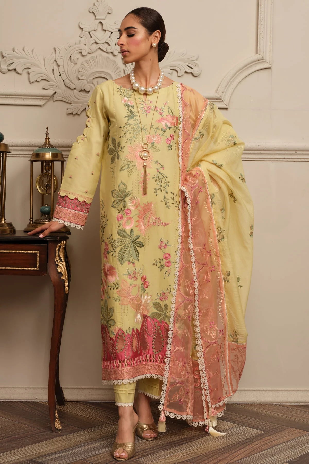 Surkhru S-28 : Unstitched Embroidered Lawn 3pc