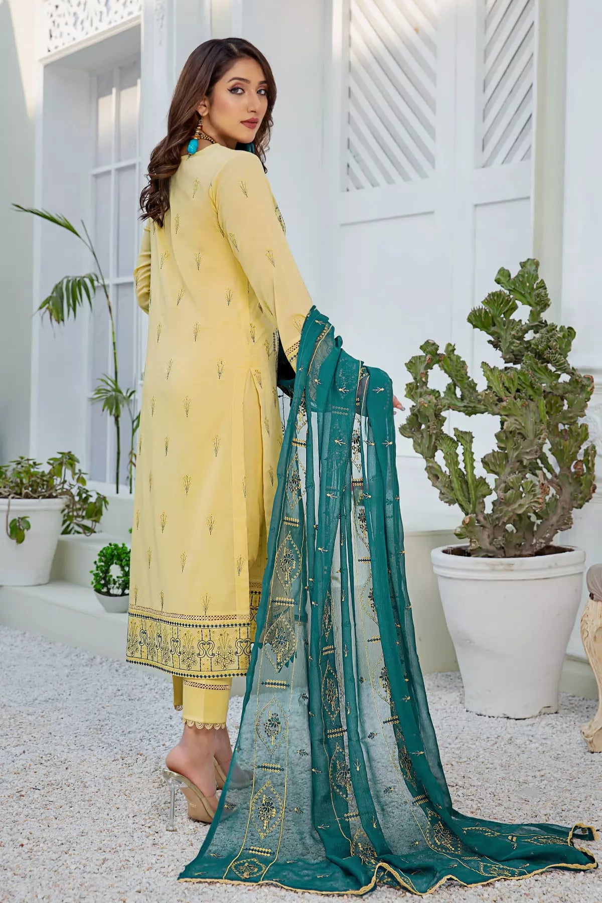 TR-05 Swiss Lawn Embroidered Unstitched 3 PCs