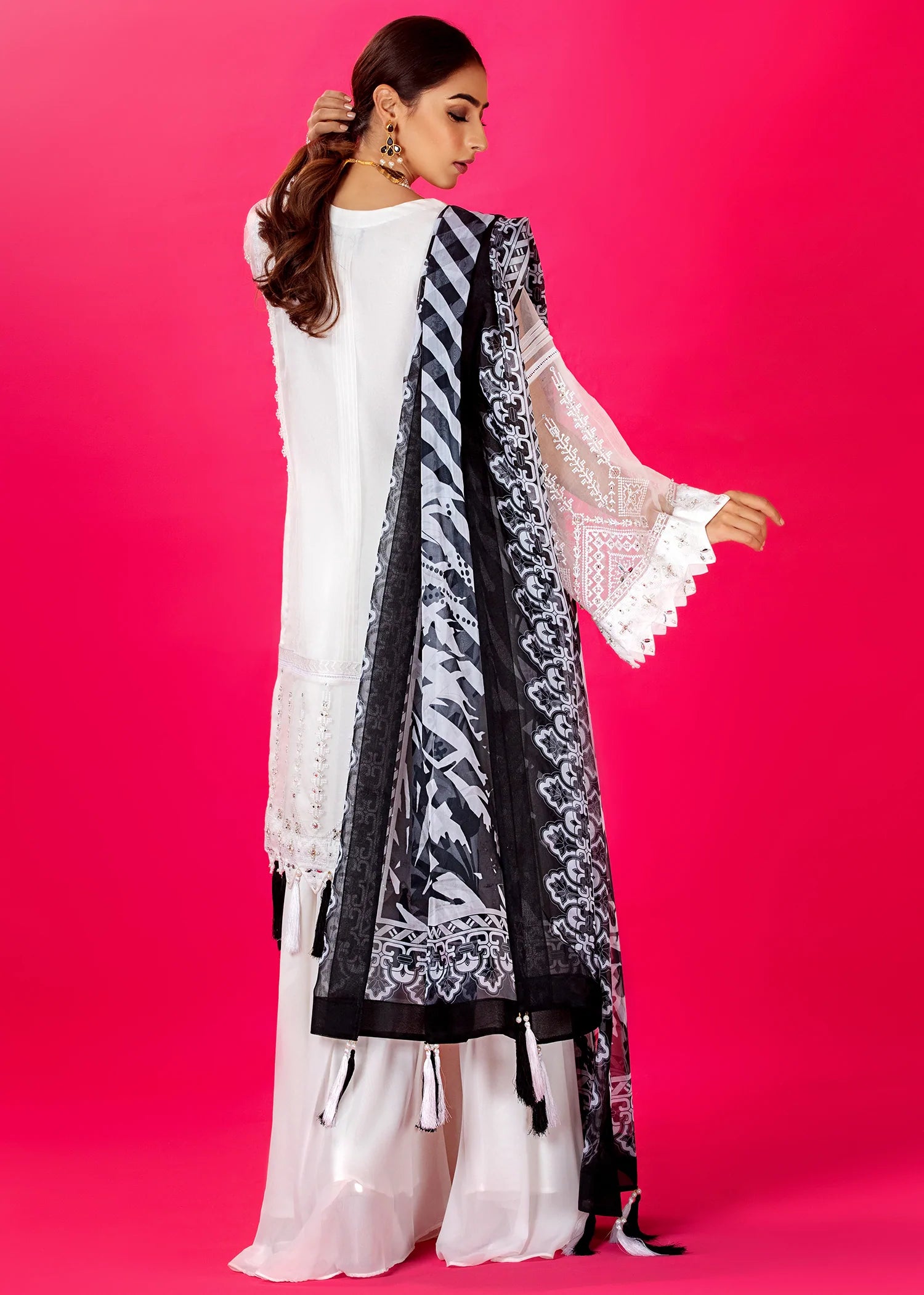 Ayaat Stitched 3 PCs – pakistan dureshahwar designs