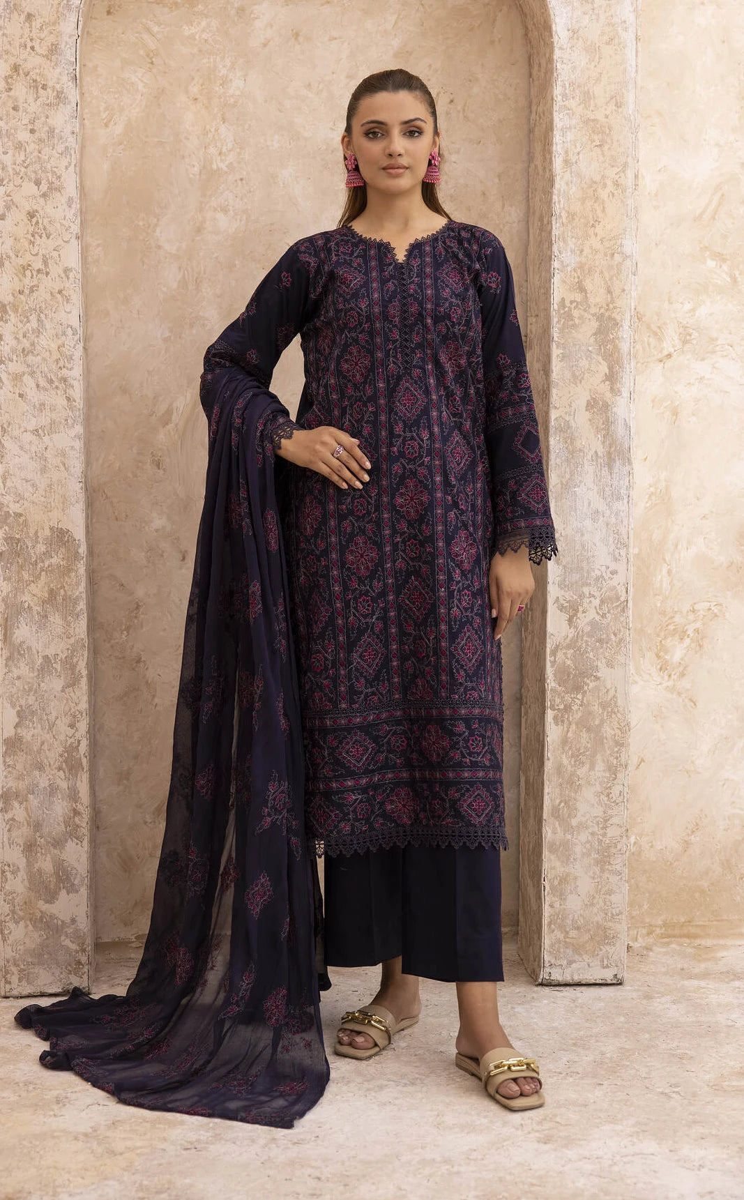 Mahhe MH-10 : Unstitched Lawn 3PC