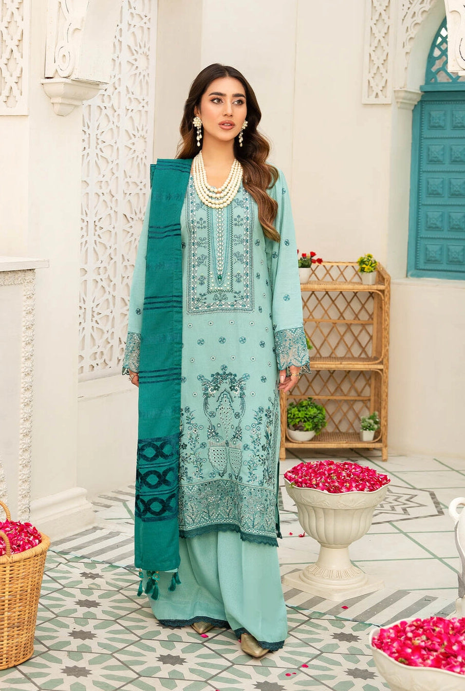 Rawayat R-06 : Embroidered Slub Karandi 3PC