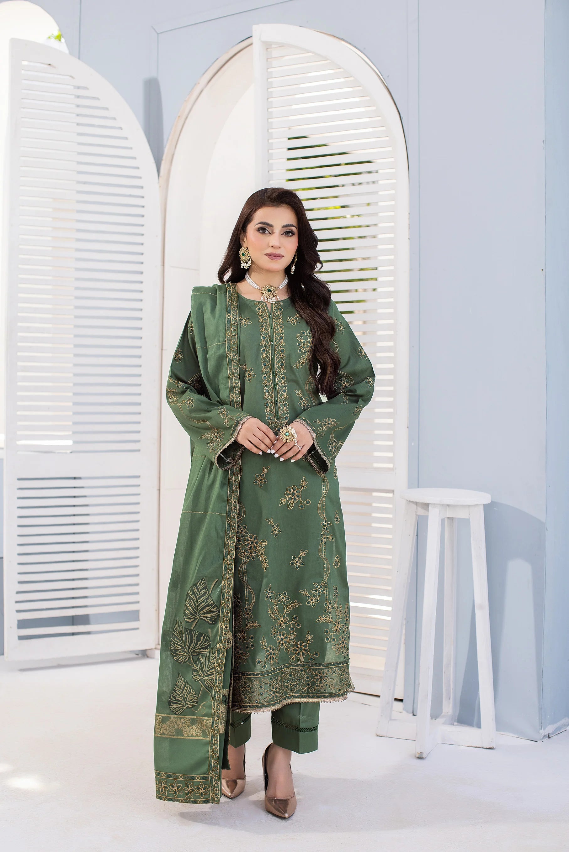 DK-47 Unstitched Embroidered Lawn 3 PCs