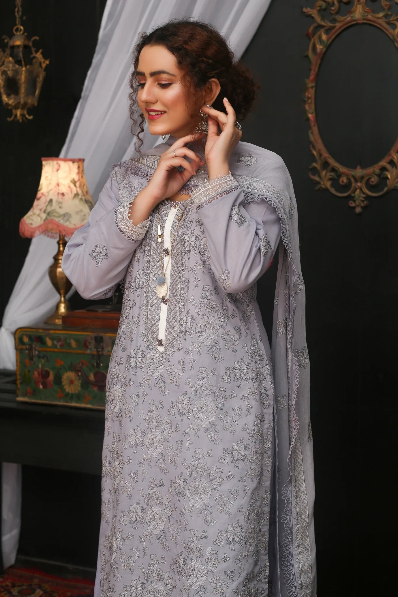 Embroidered Lawn Unstitched 3Pcs