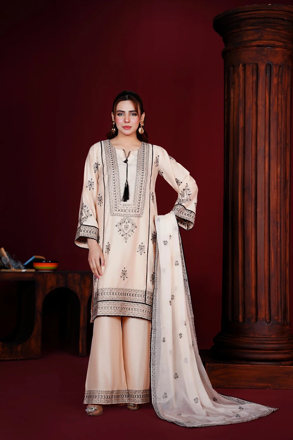Elegant Beige  3-Piece Set