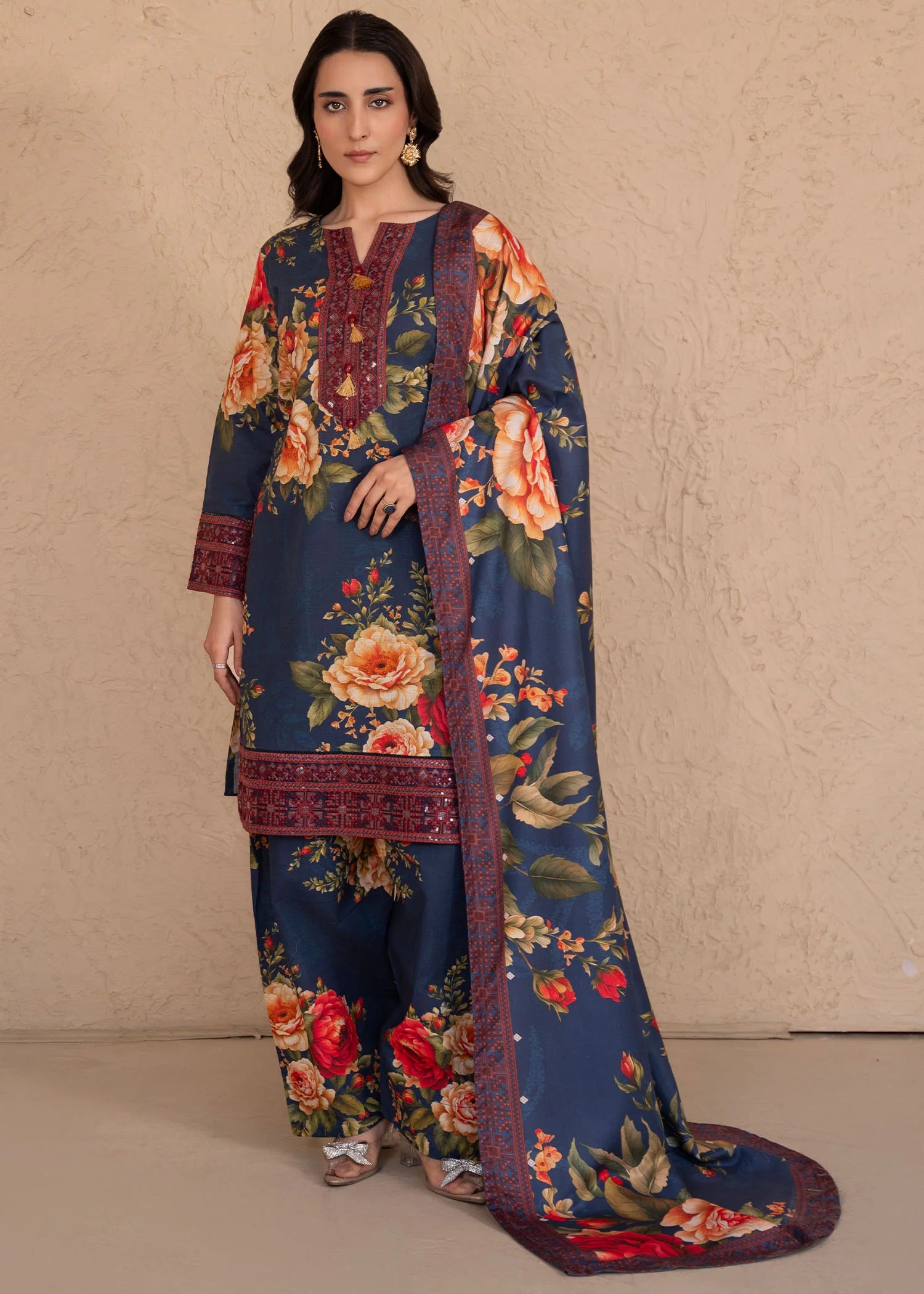 205 Khaddar Pret 3 Pcs