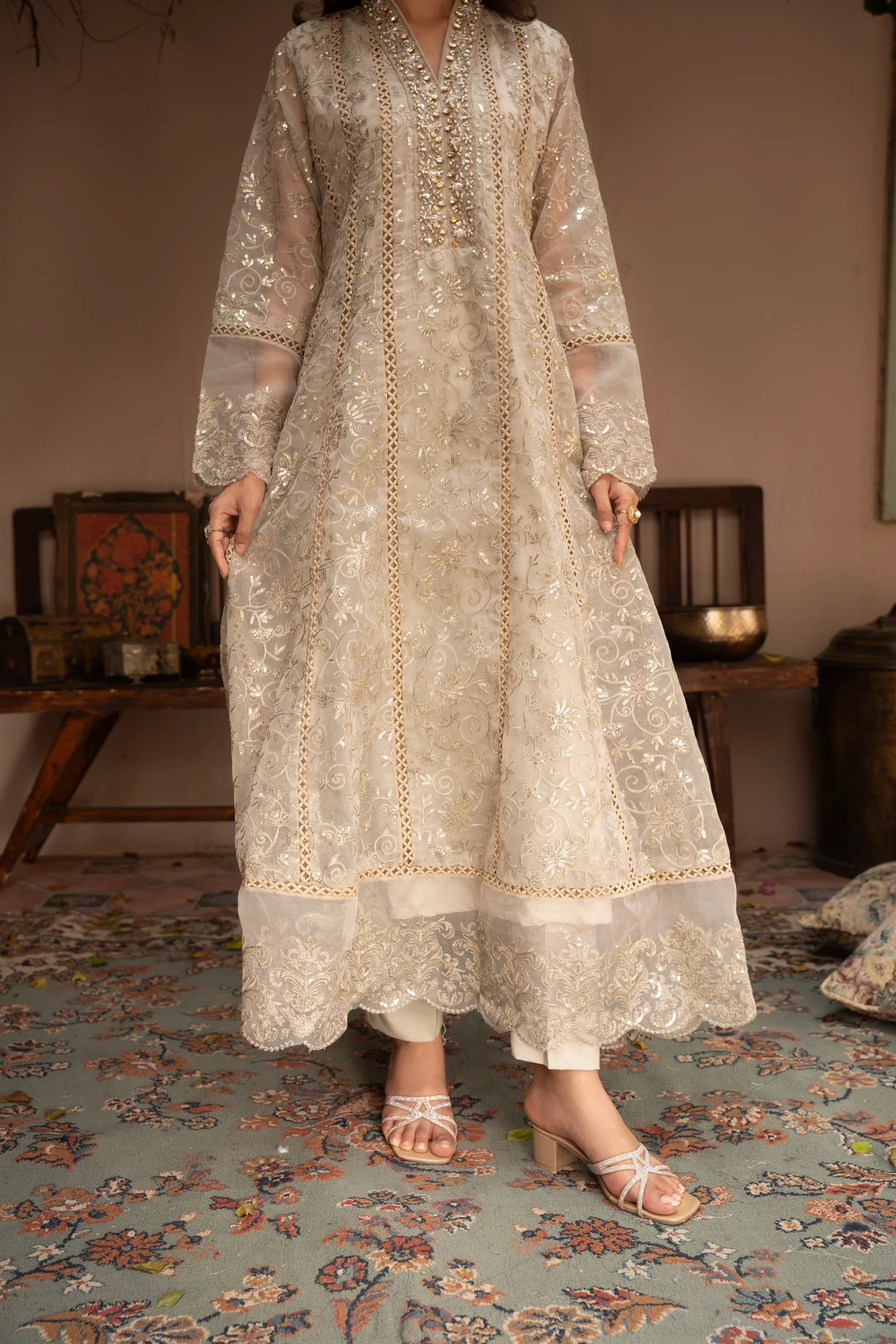 K-151-TAN BROWN Embroidered Organza Pret 3Pcs