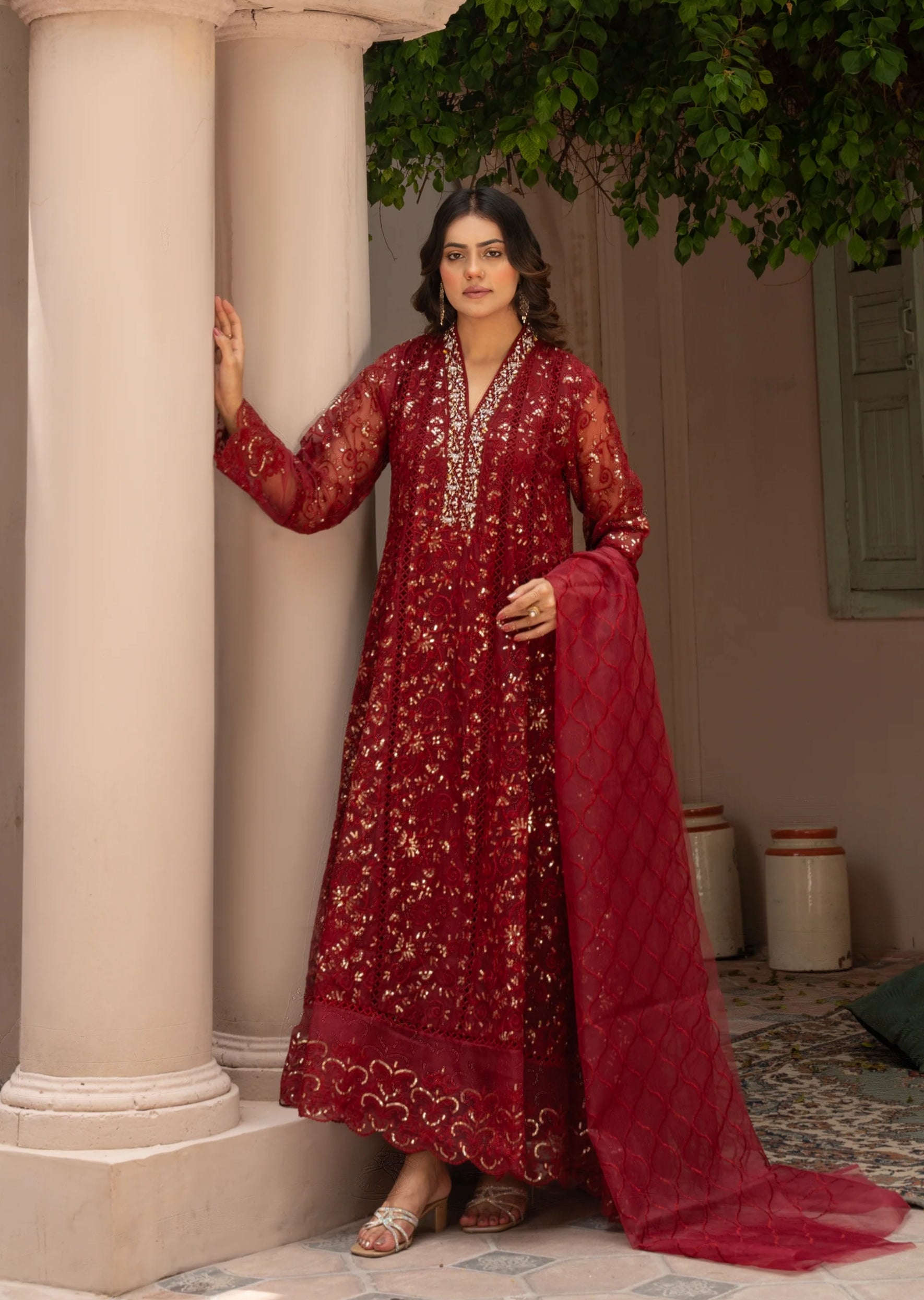 K-151-MAROON Embroidered Organza Pret 3Pcs