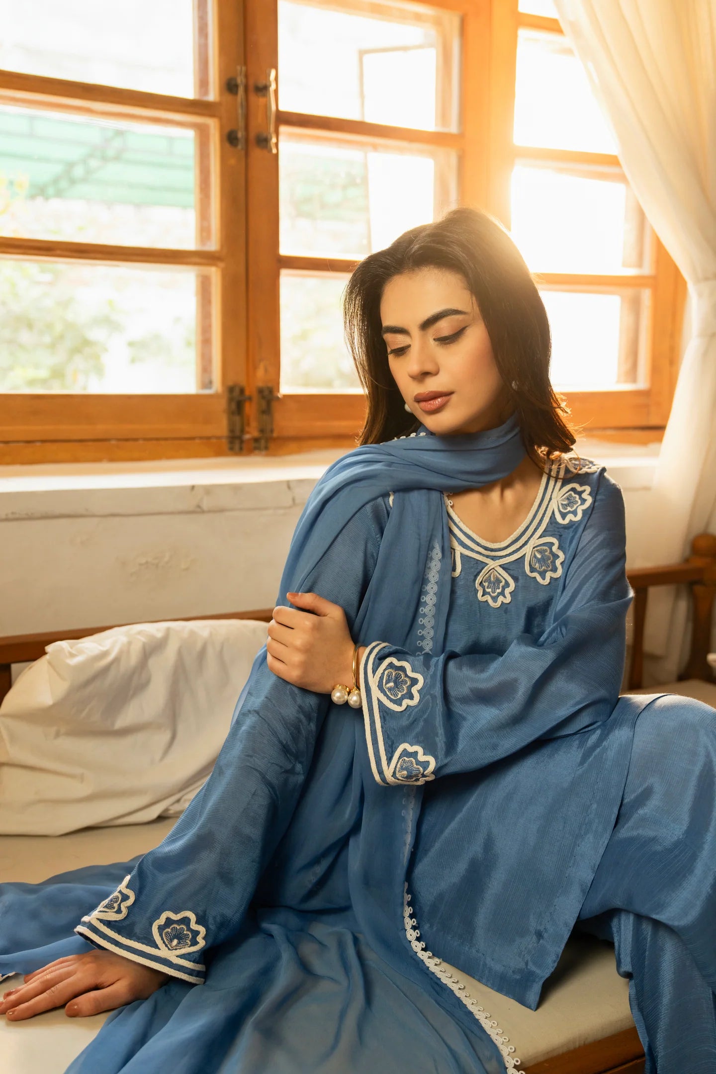 Neelam Pret Raw Silk 2 PCs