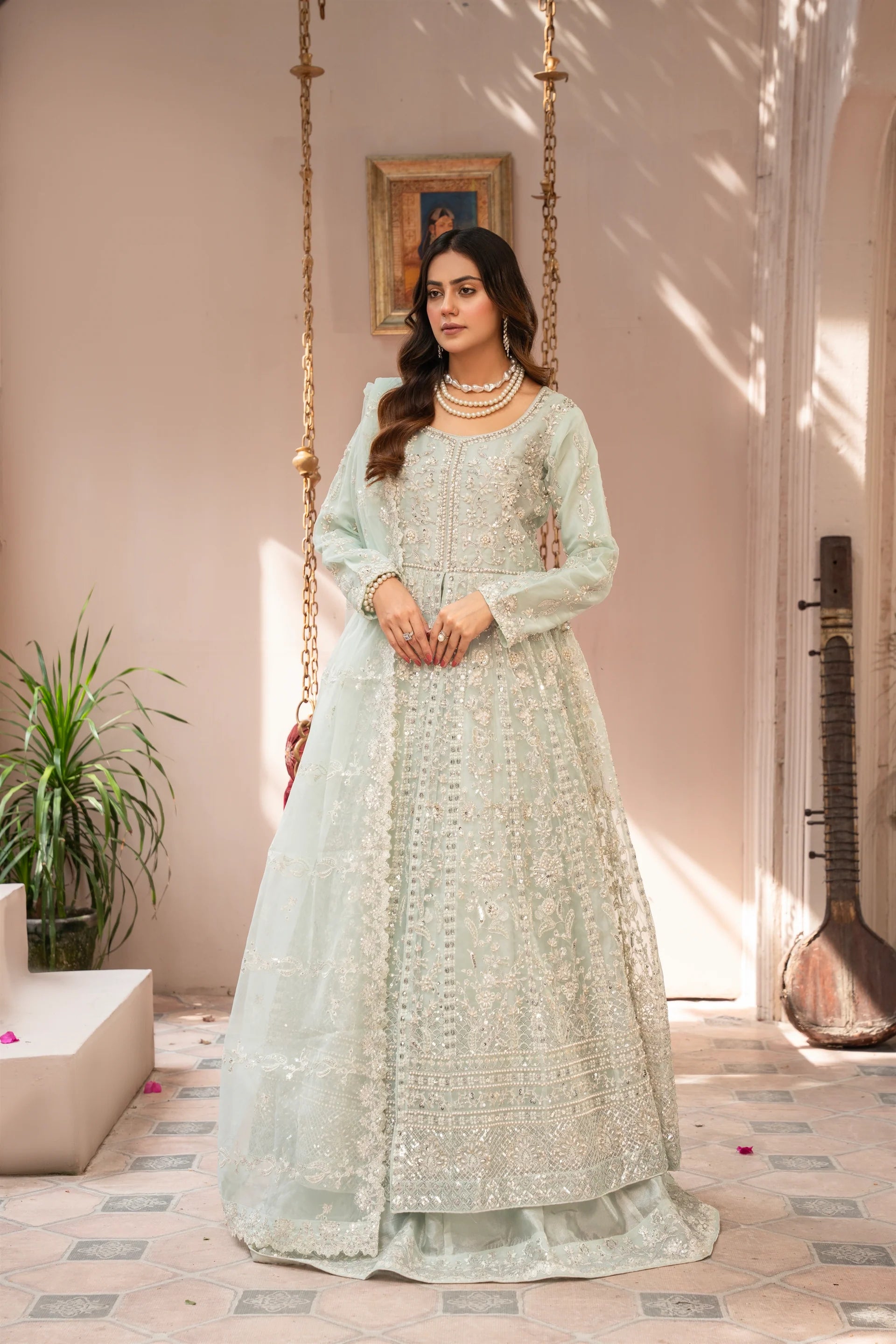 LUXURY-018-MINT GREEN Embroidered Organza Pret 3Pcs