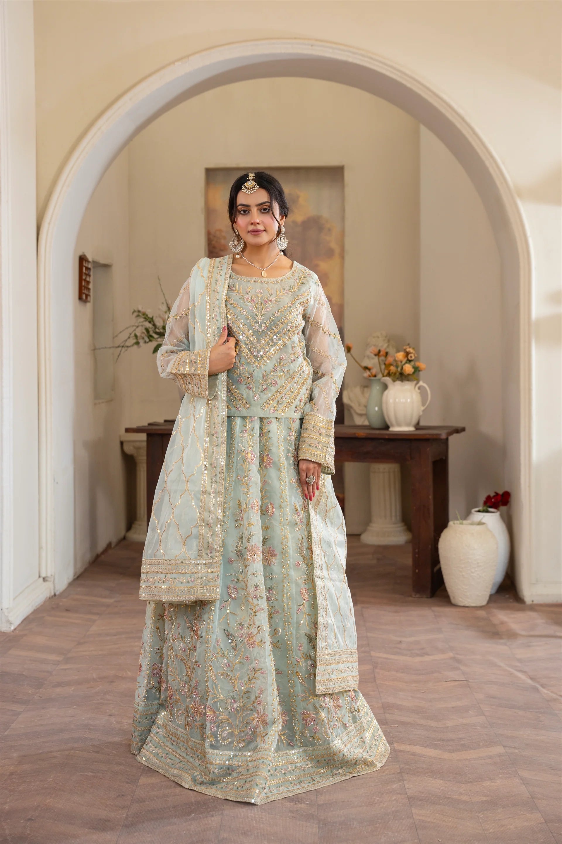 LUXURY-001-MINT GREEN Embroidered Organza Pret 3Pcs