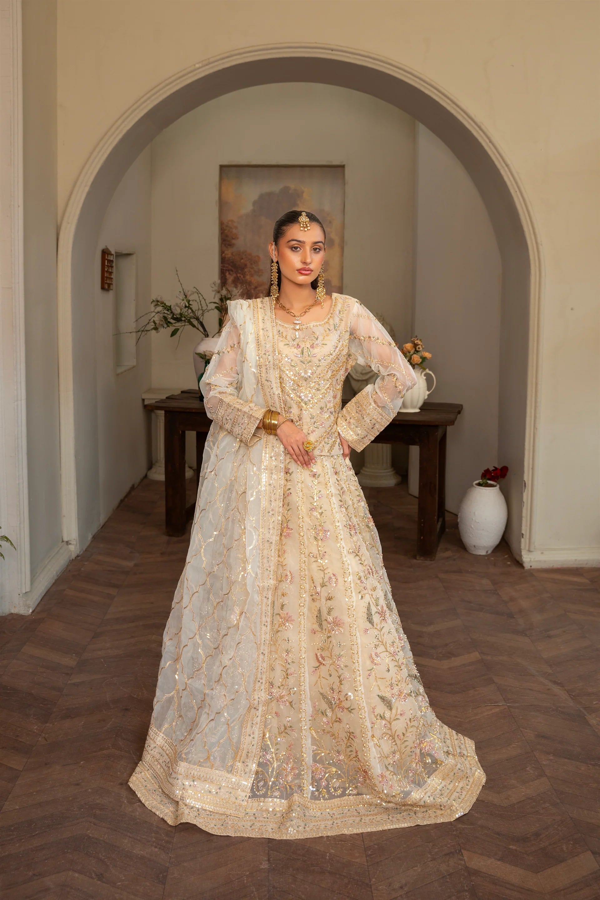 LUXURY-001-BEIGE Embroidered Organza Pret 3Pcs