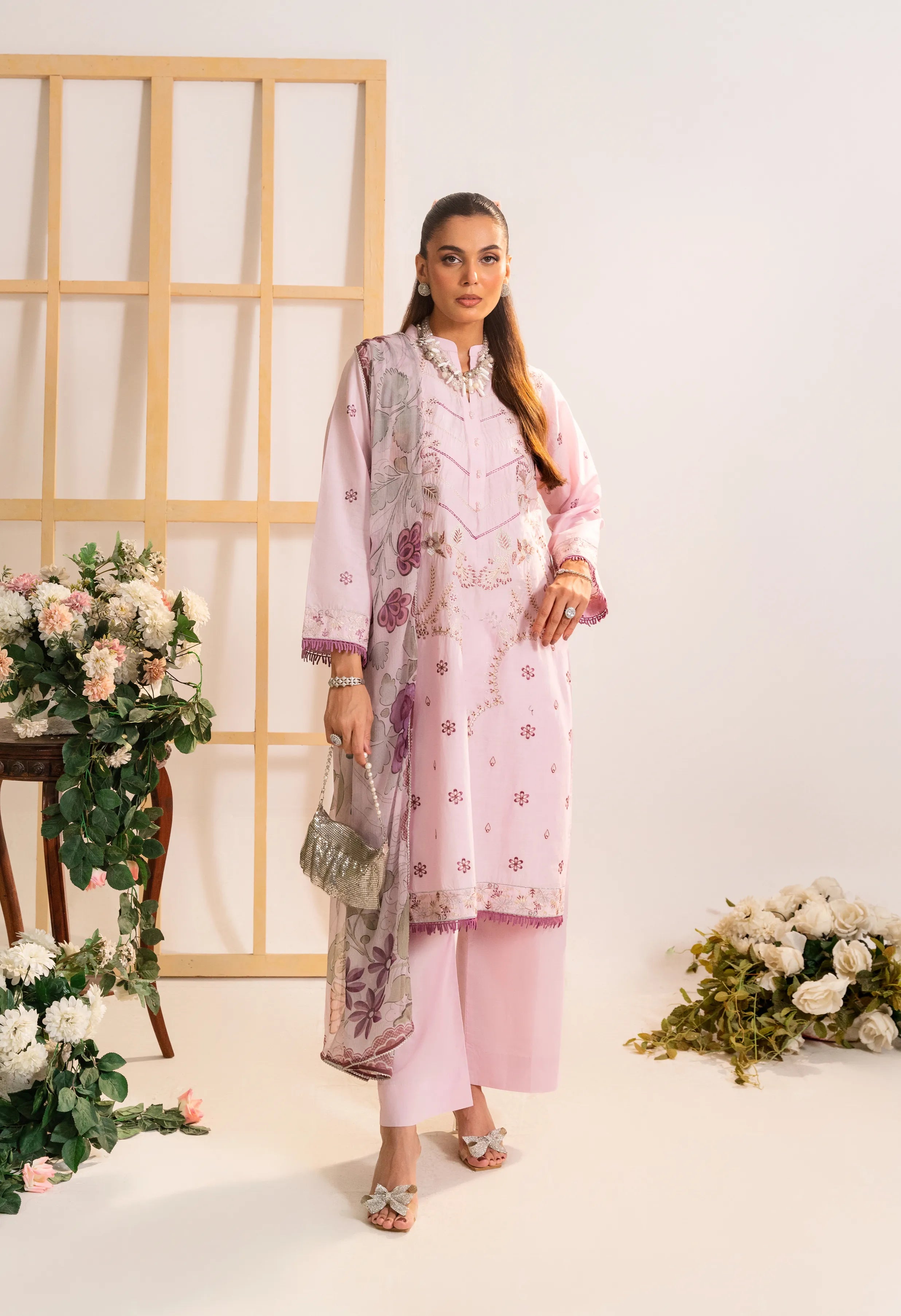 Haniya Cambric Pret 3Pcs