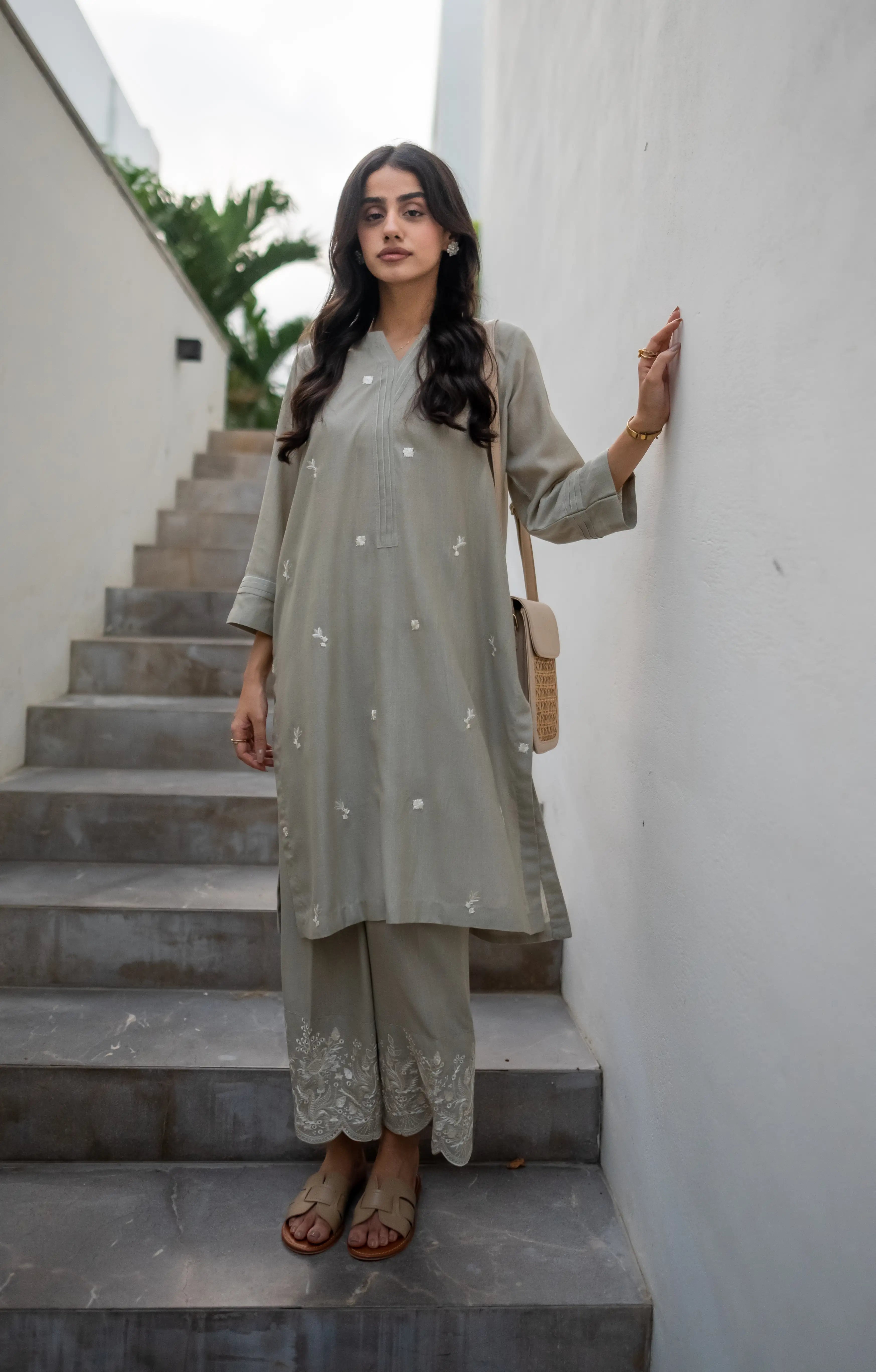 Luna Khaddar Pret 2Pc