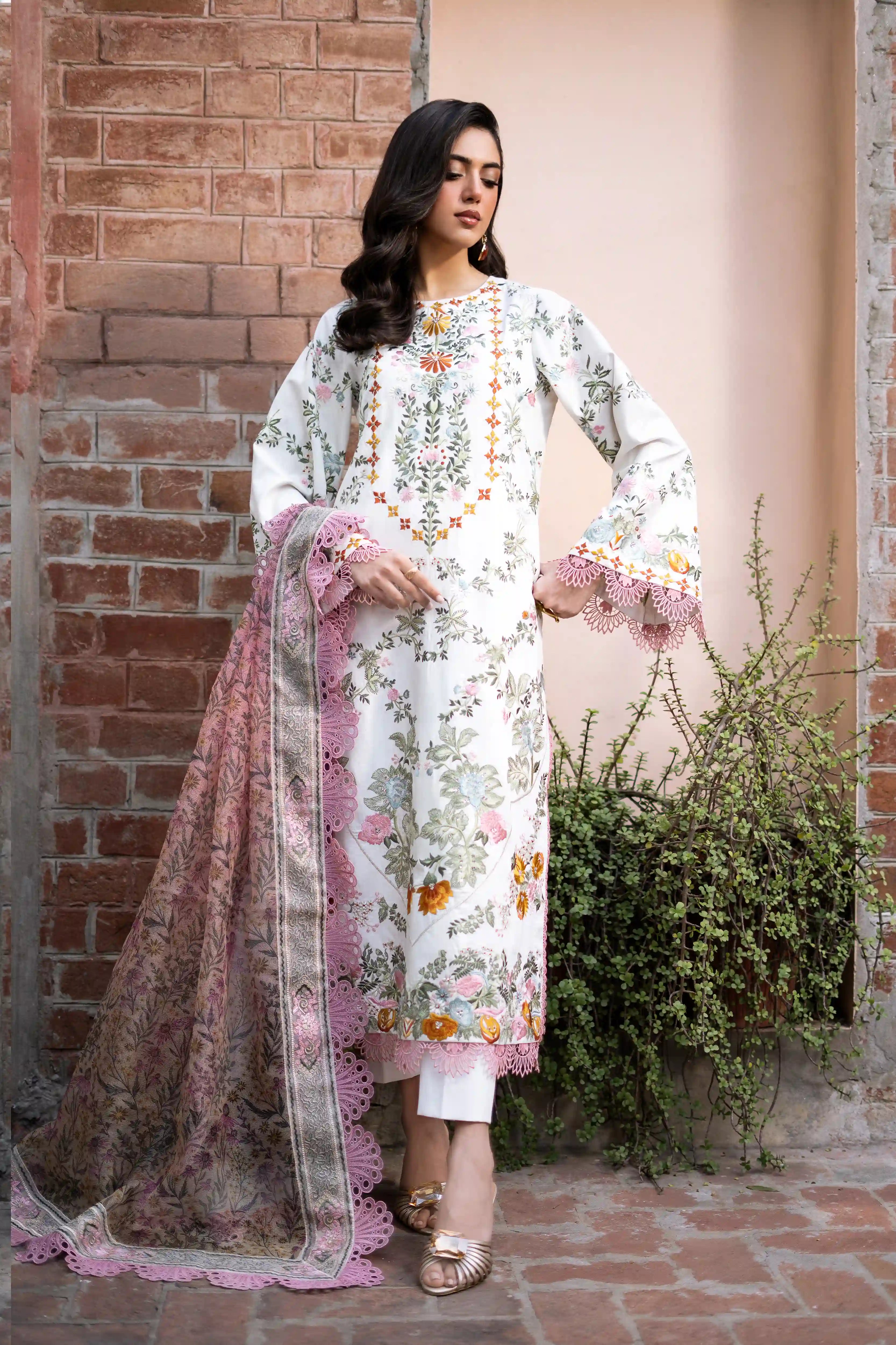 Lilly Embroidered Lawn Unstitched 3Pcs