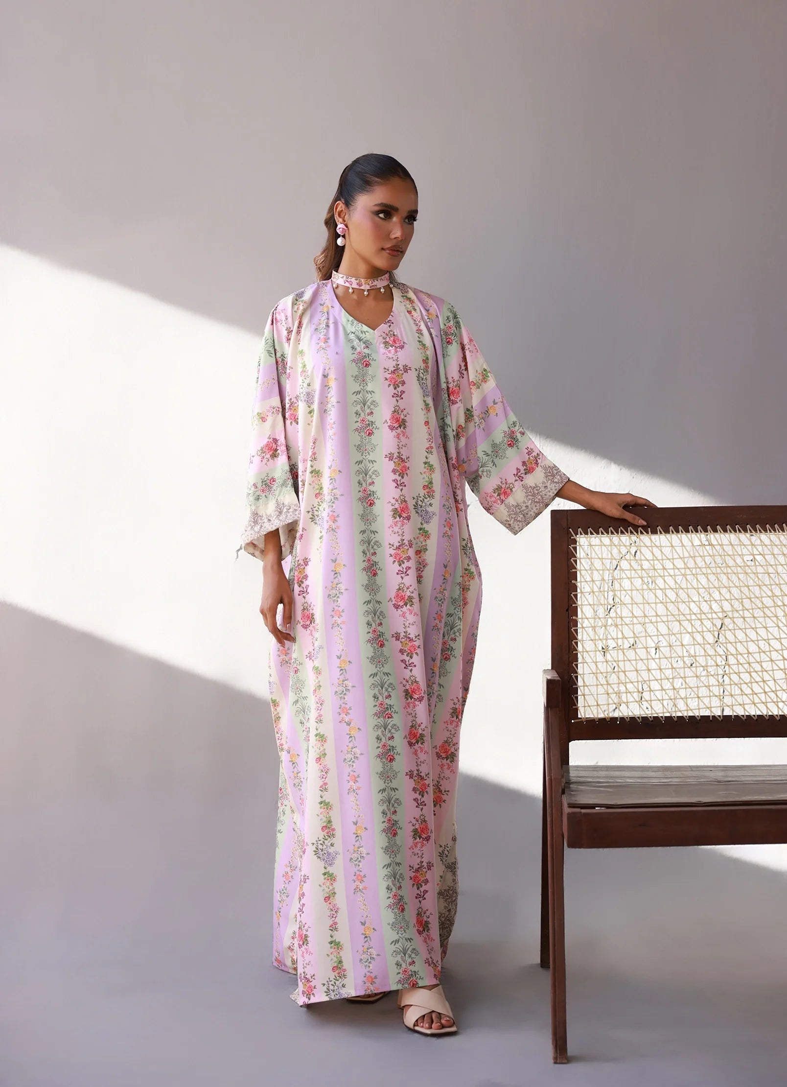 Dreaming Victorian blooms Kaftan Pret 1 PC