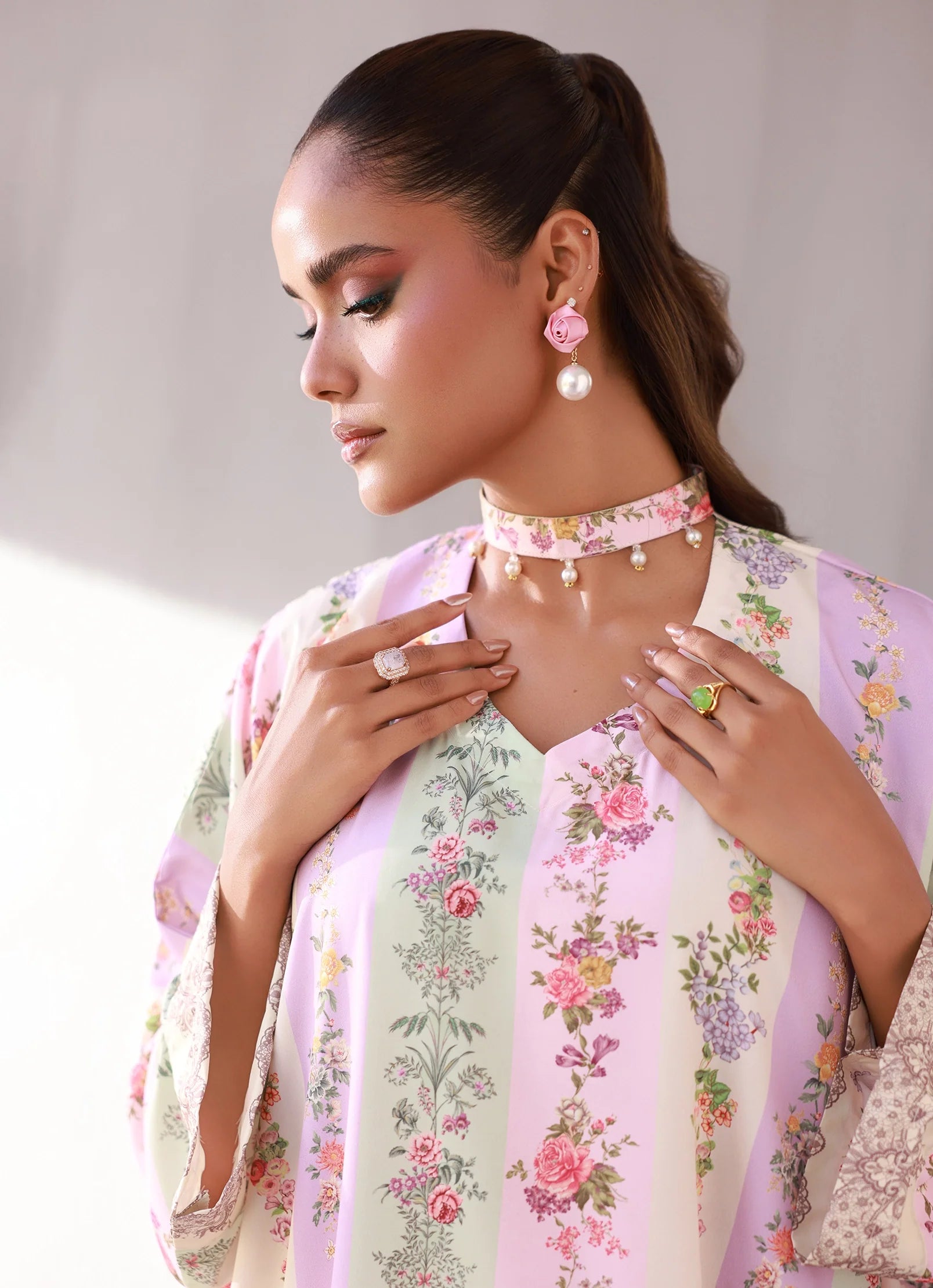 Dreaming Victorian blooms Kaftan Pret 1 PC