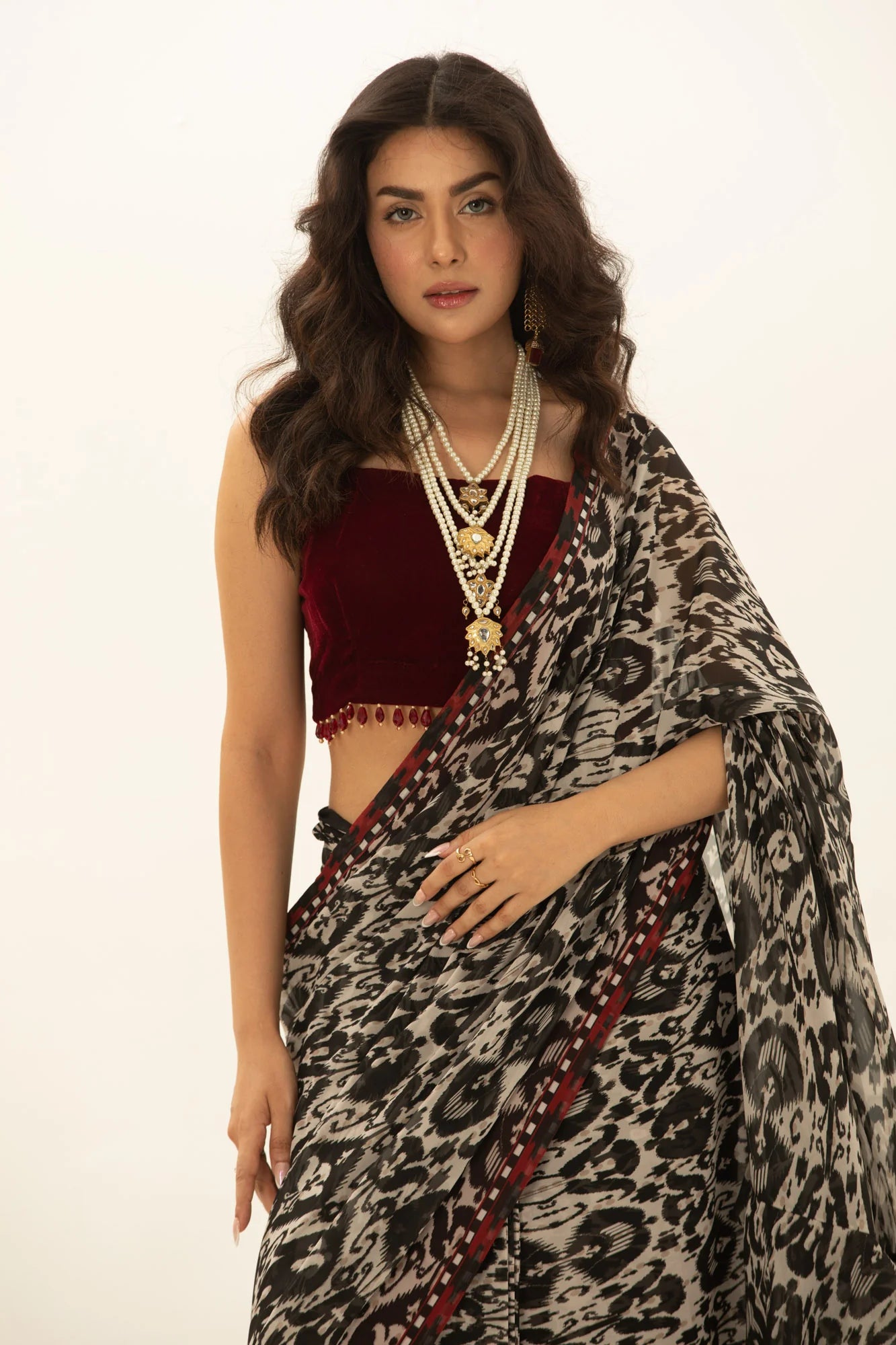 Imperial Maroon – Monochrome Saree 3Pc