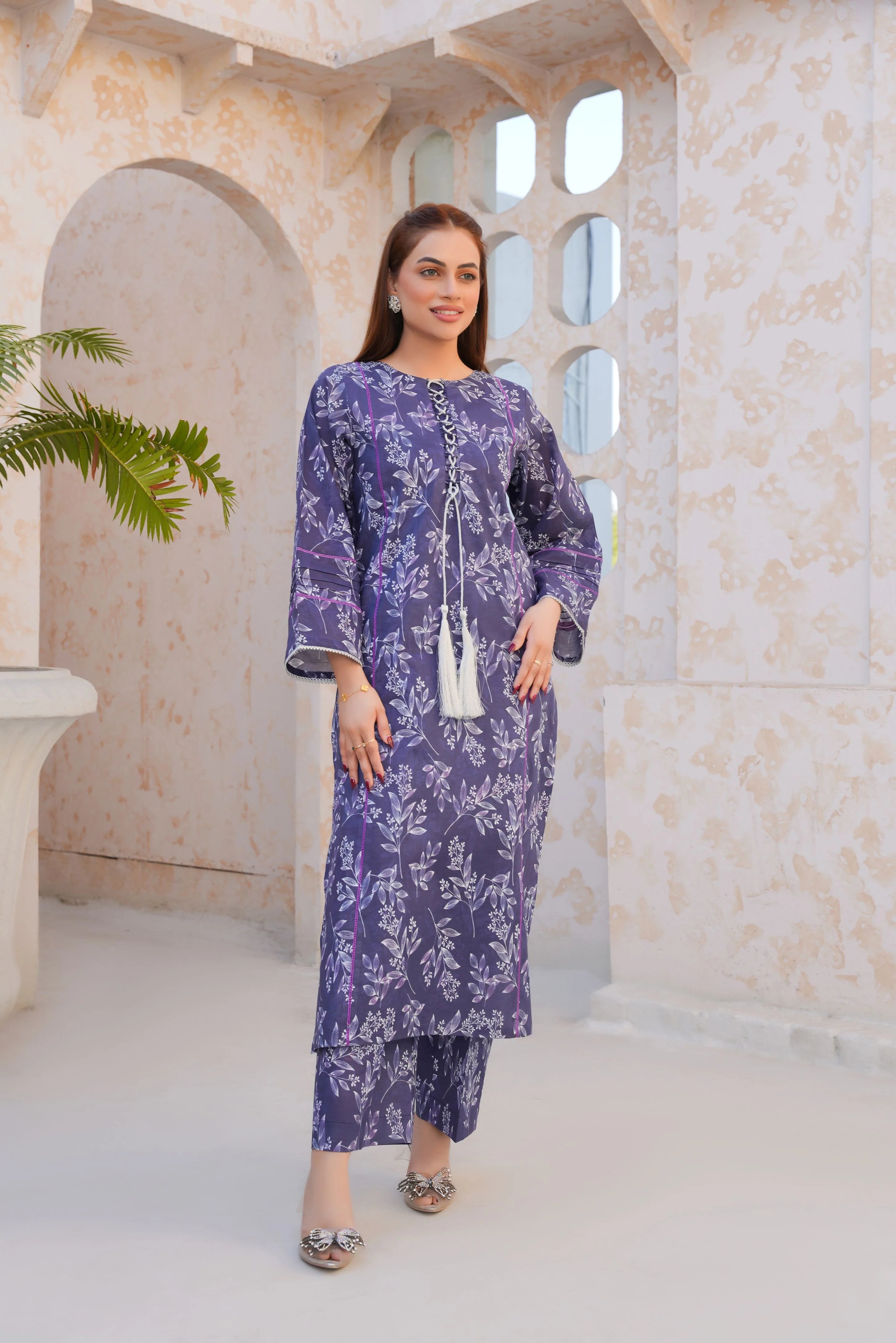 girl posing in purple dress design by buraqstore summer fashion
