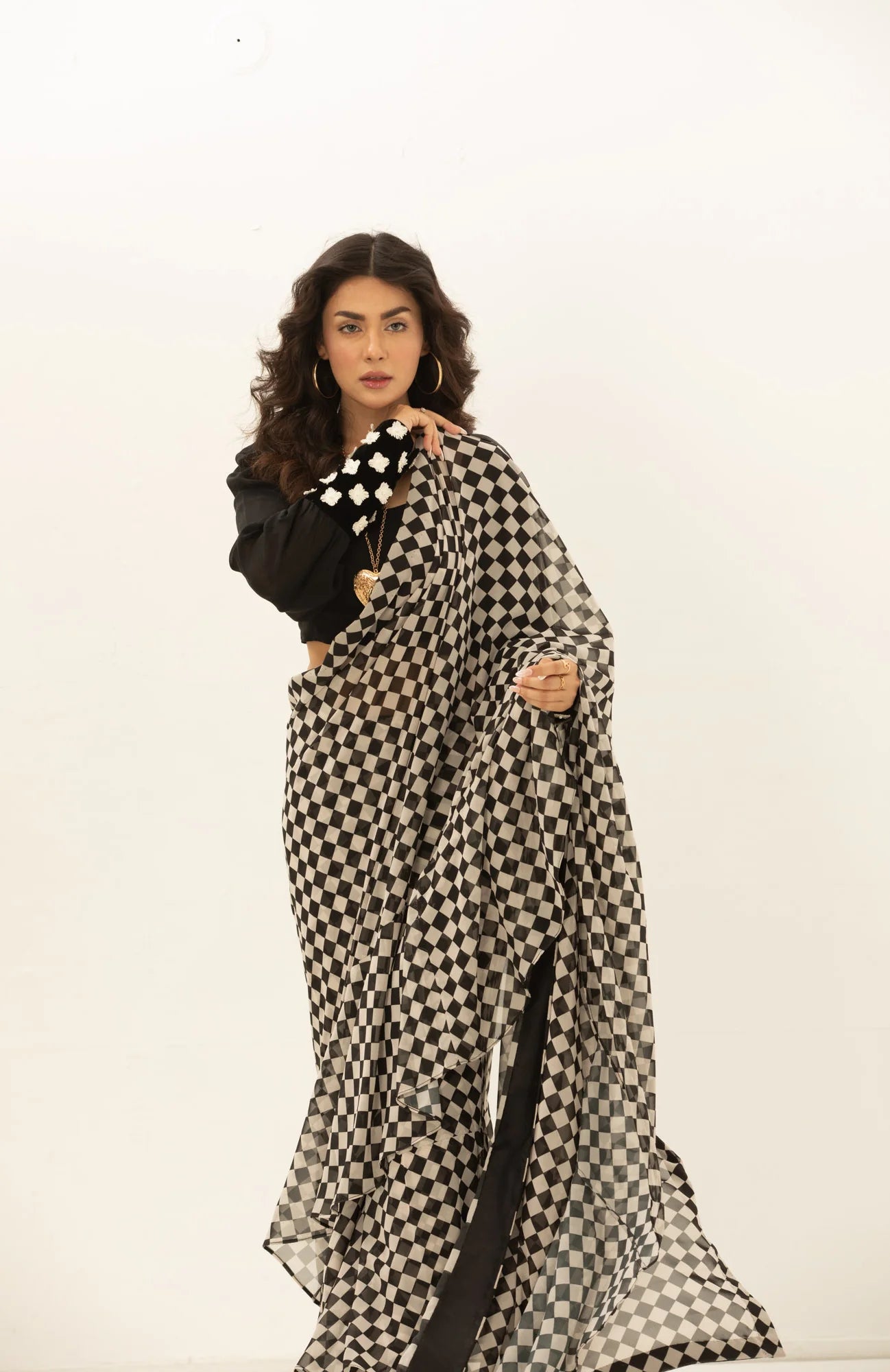 Monochrome Marvel - Monochrome Chequered Saree