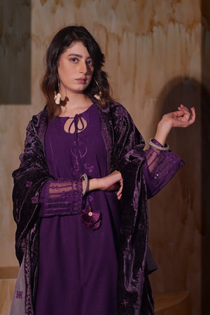 Mystic Plum Khaddar Suit Design 2024