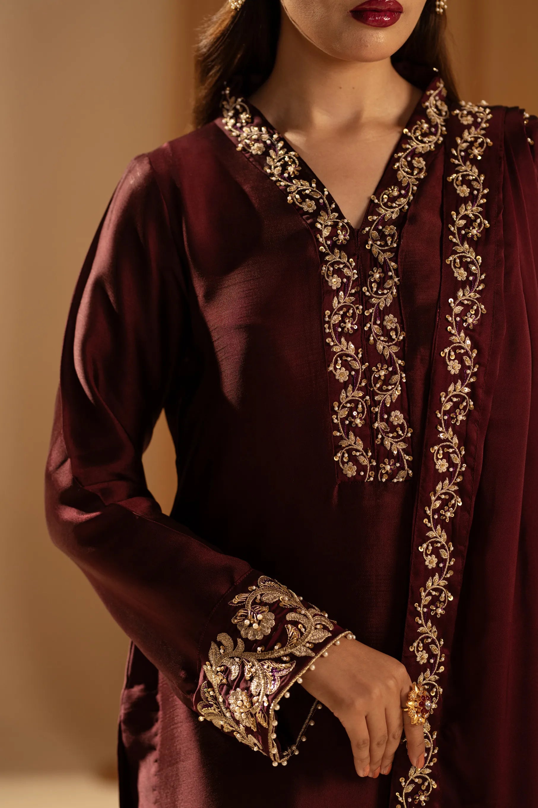 Girl wearing stylish maroon dress for girls by buraqstore Pakistan