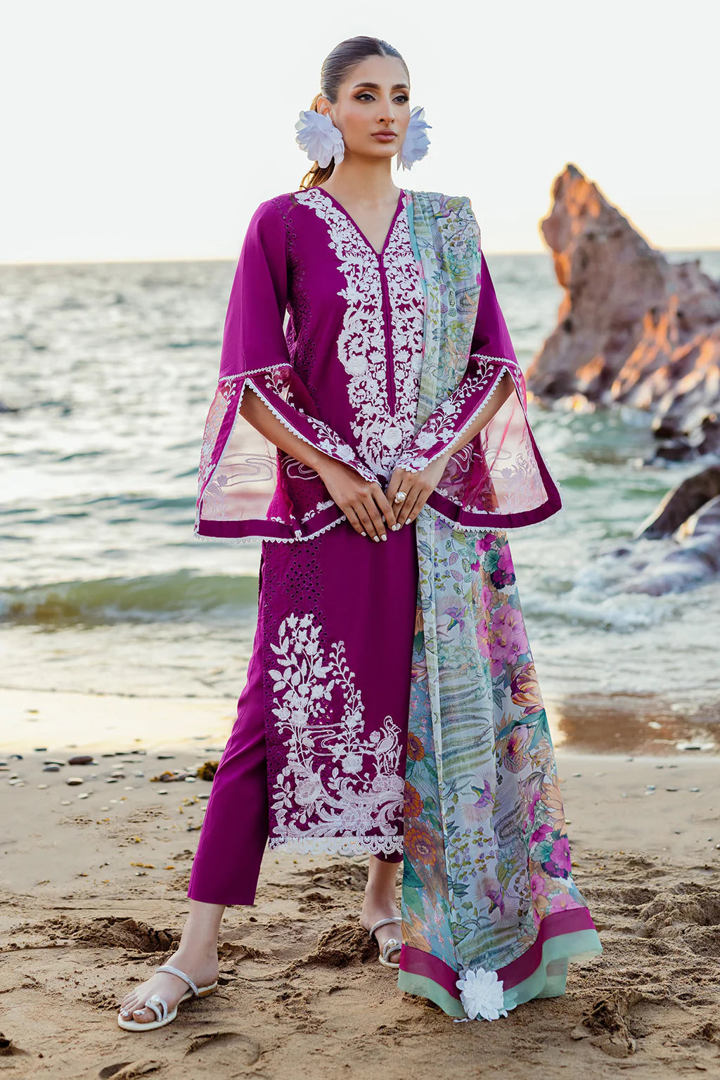 SHELLY EMBROIDERED LAWN UNSTITCHED 3 PCs