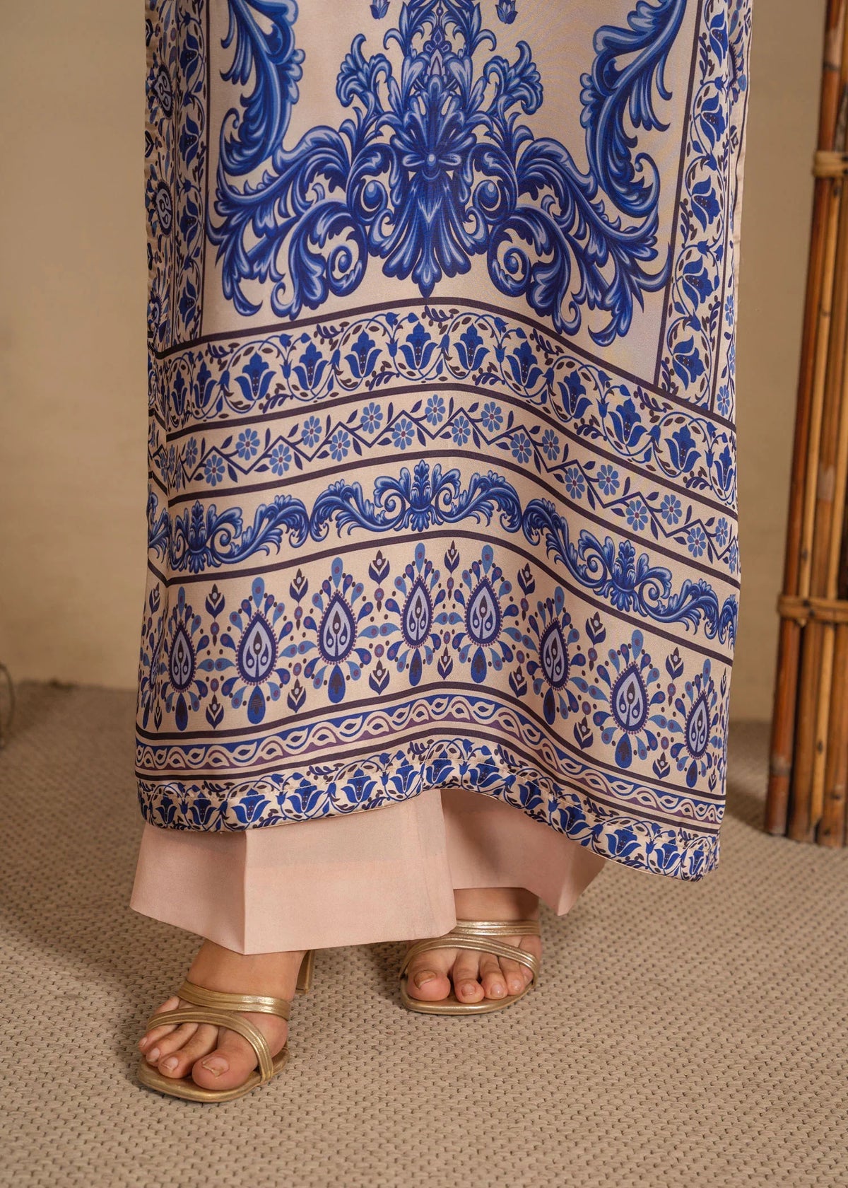 Women wearing beige color dress pakistani, back view of the printed shamooz 1PC, Buraqstore