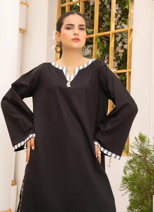 Women wearing solid co ord set, back view of the cotton top with dori and lace trim, Buraqstore
