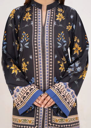 Women wearing black co ord set as an everyday outfit, shop printed grip 2-piece online at Buraqstore