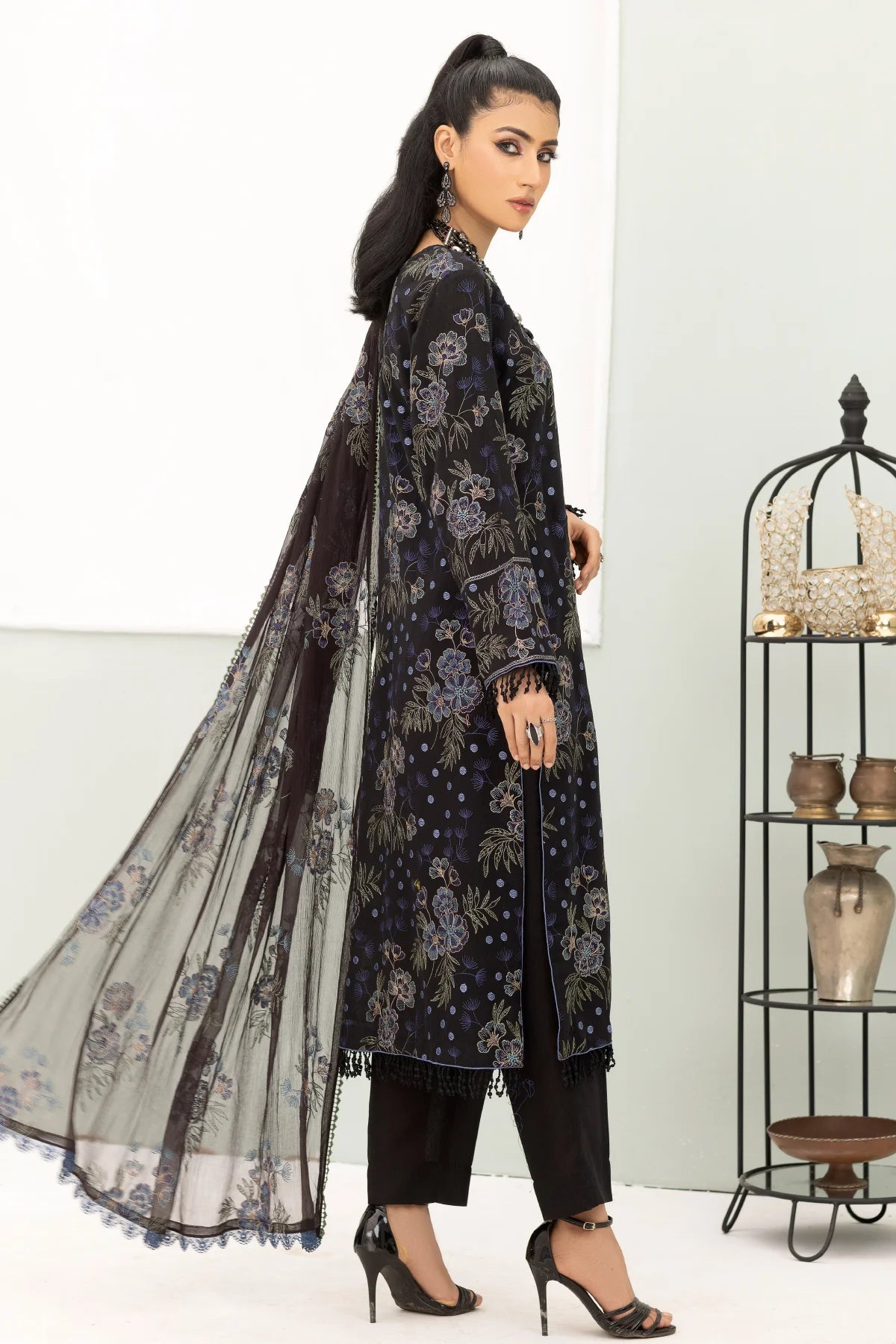 girl posing in black dress design salwar kameez buraqstore winter outfit