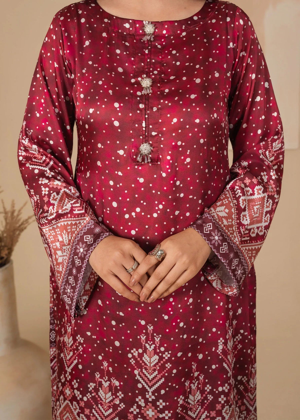Women wearing blood red dress design, back view of the printed shamooz shirt and trouser, Buraqstore