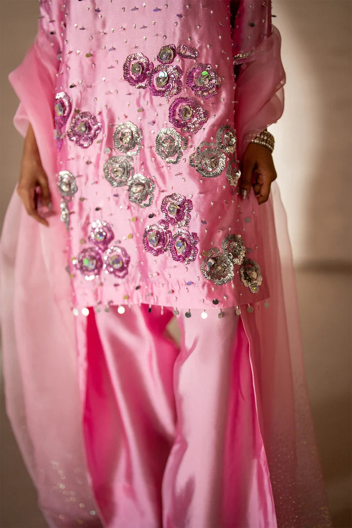 Women wearing blush pink sheesha silk dress design with a pure organza dupatta, Buraqstore