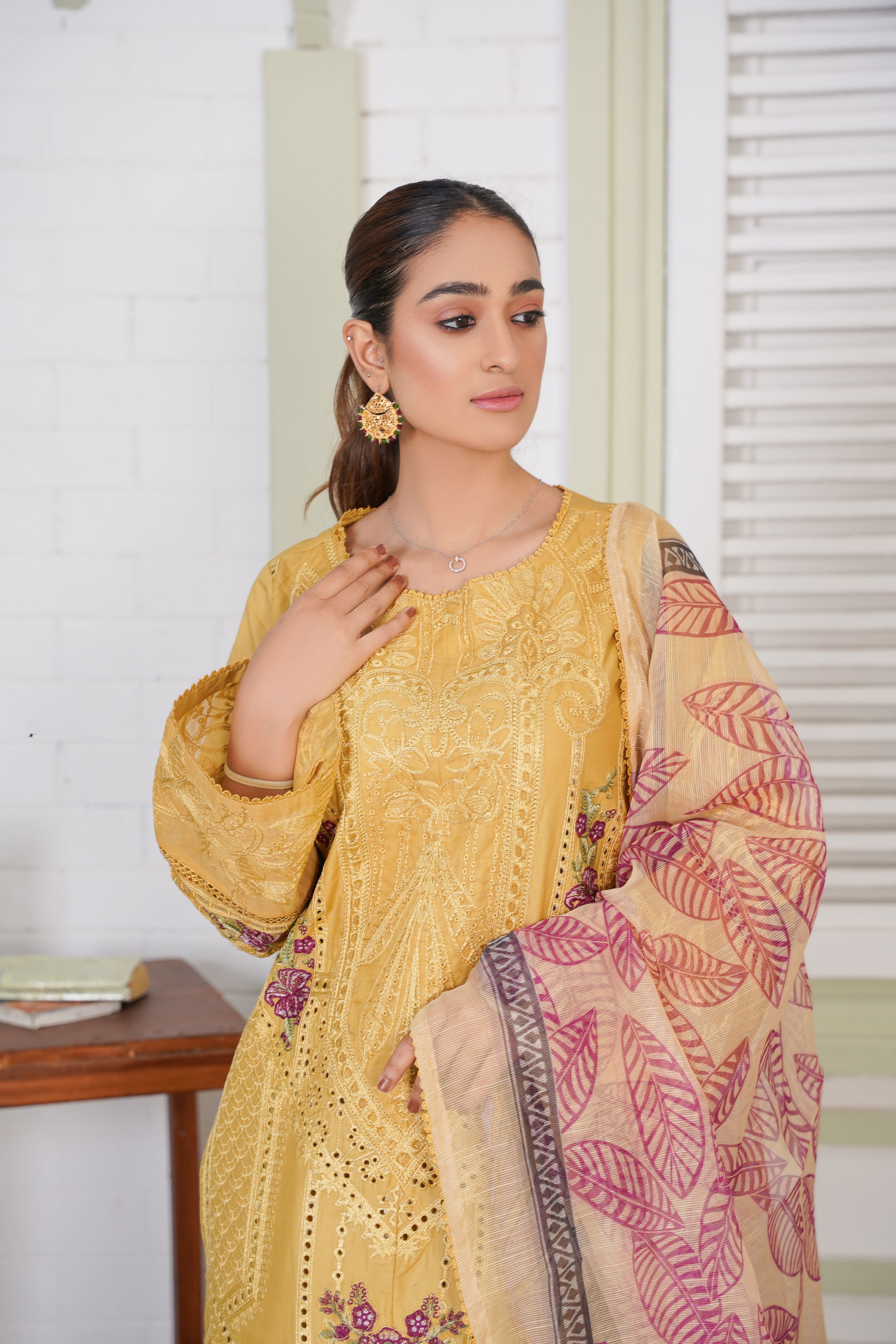 Buraqstore yellow chikankari pret suit stylish design 3pcs