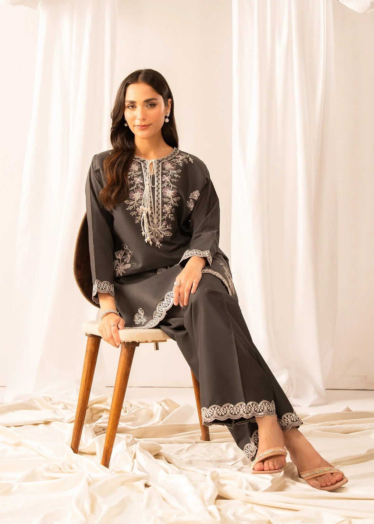 Women wearing grey colour dress, back view of the embroidered shirt and trouser, Buraqstore