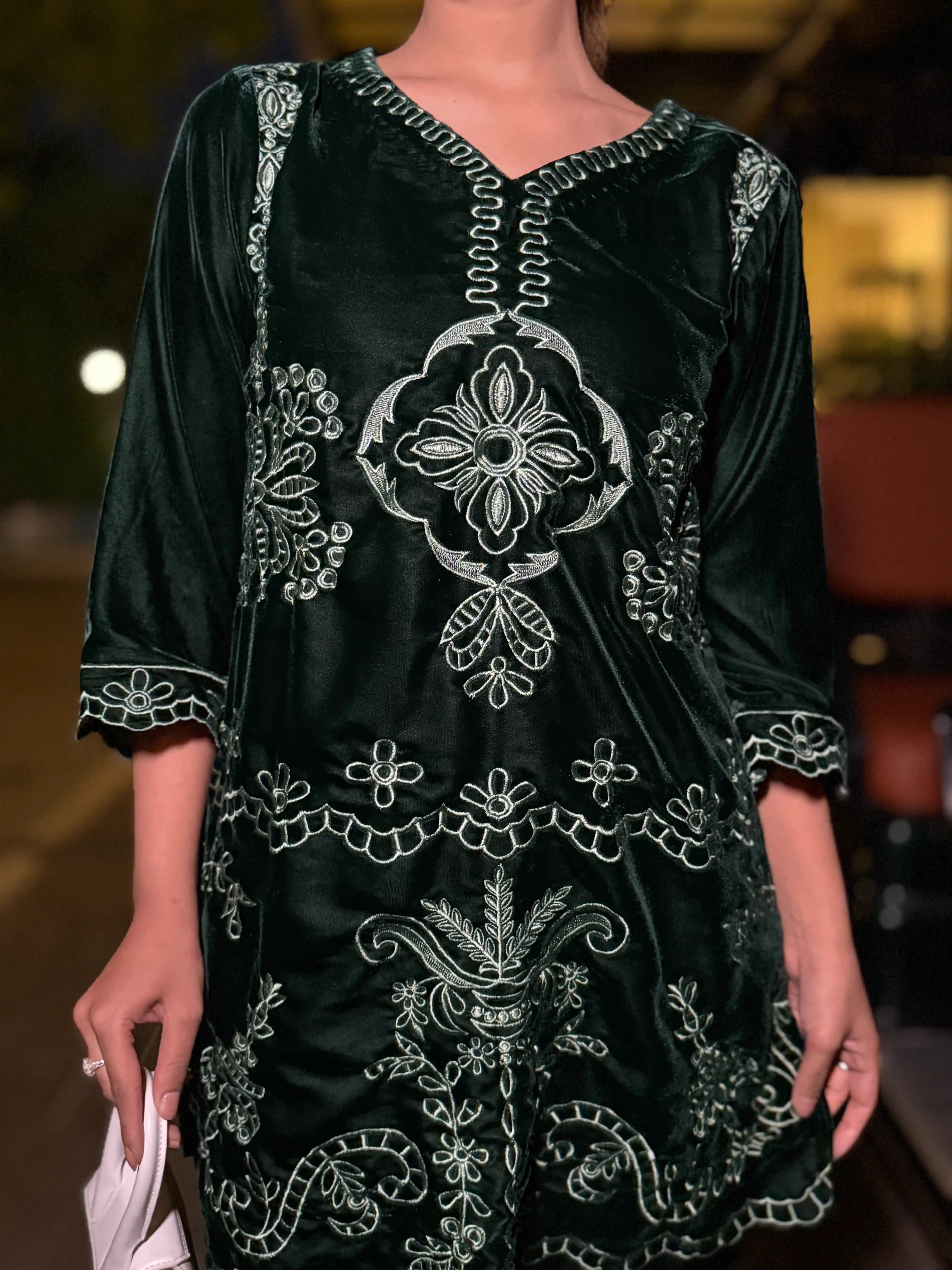 SF - 296 Emerald Green Velvet Pret 2Pcs