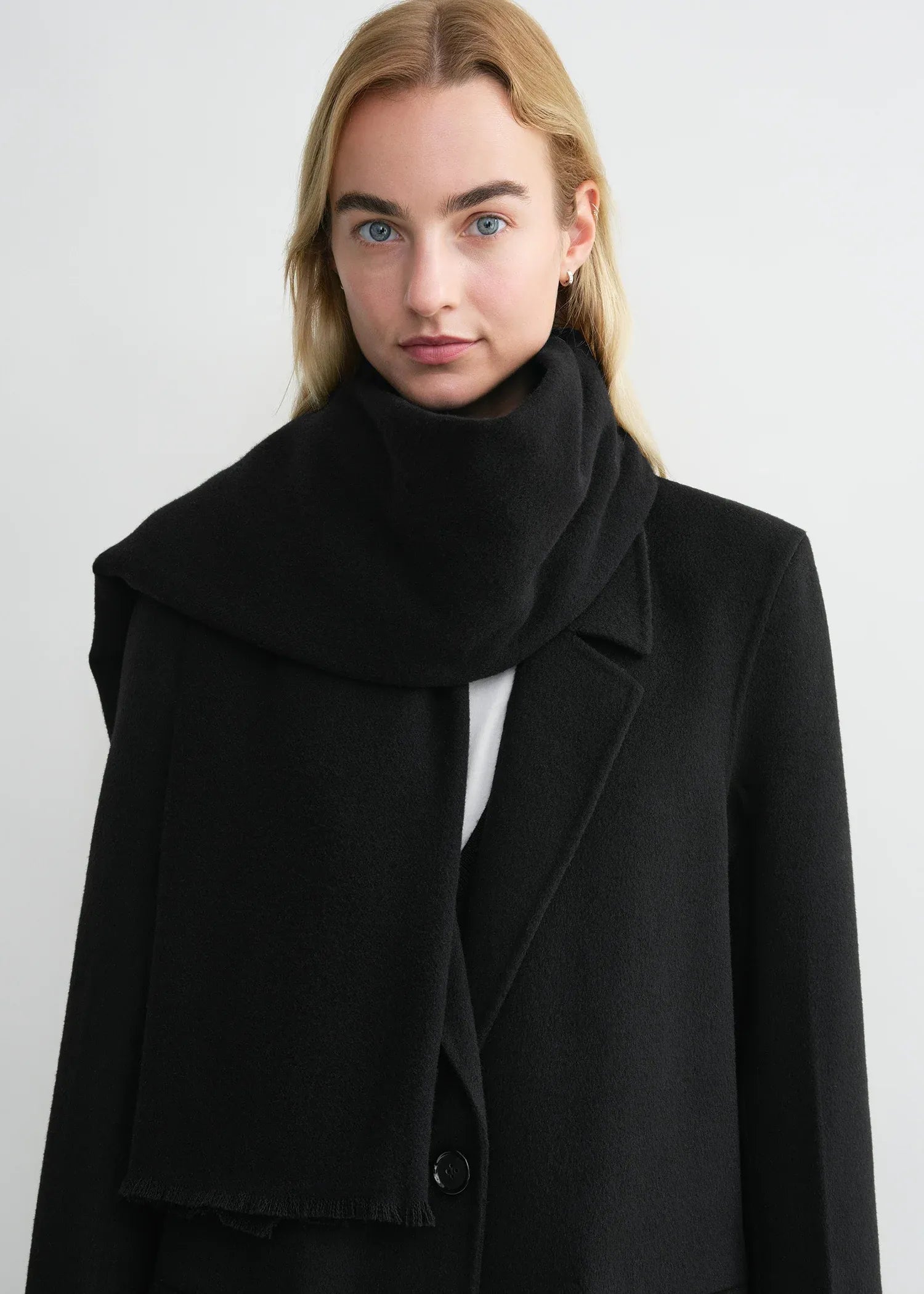 Noir Scarf Wrap