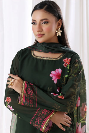 Buraqstore chiffon pret Emerald Blossom on model, sophisticated ladies dress