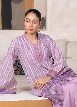 Model wearing lavender dress, side view showing the fit of the jacquard 2-piece set, Buraqstore