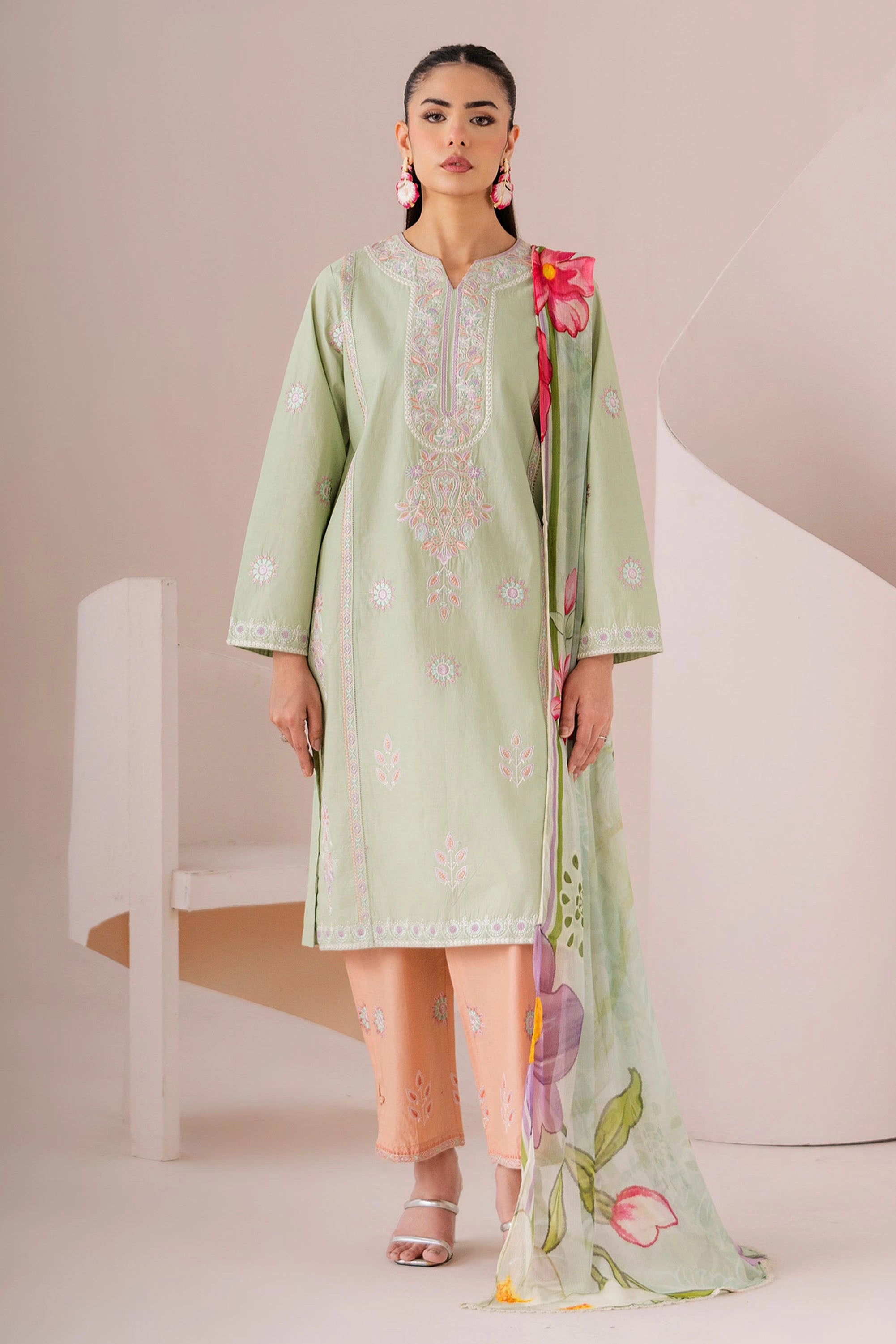 Embroidered Cotton Lawn 07 3-Piece Set