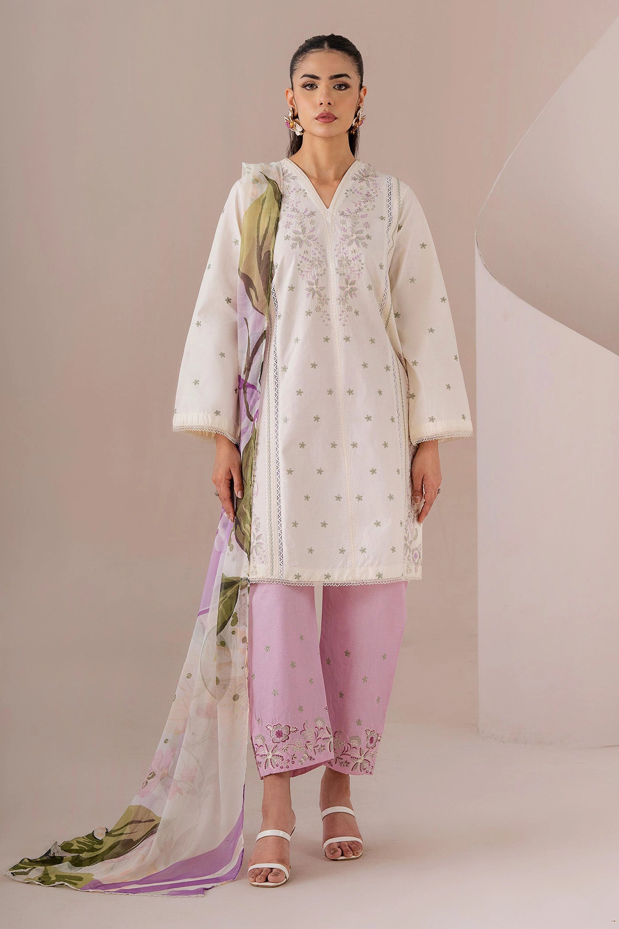Embroidered  Cotton Lawn 08 3-Piece Set