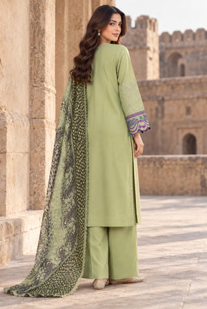 Women wearing pistachio green chikankari pk, close-up of the chikankari embroidery on the viscose shirt, Buraqstore