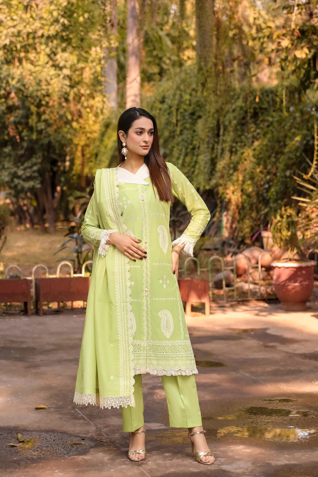 LWSU-25CK301 ChikanKari 3-Piece Set