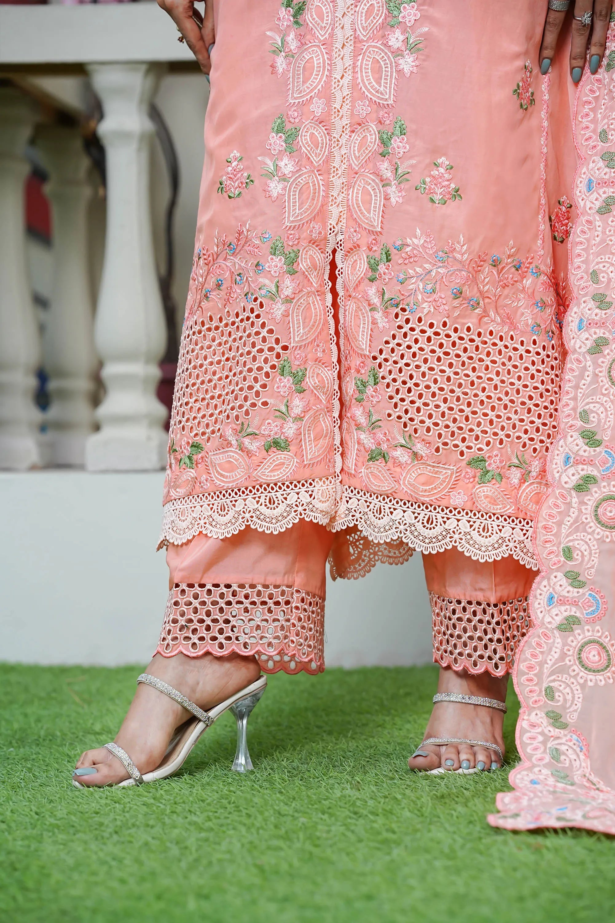 Stylish tropical mist summer outfit by Buraq Store ideal for summer dresses