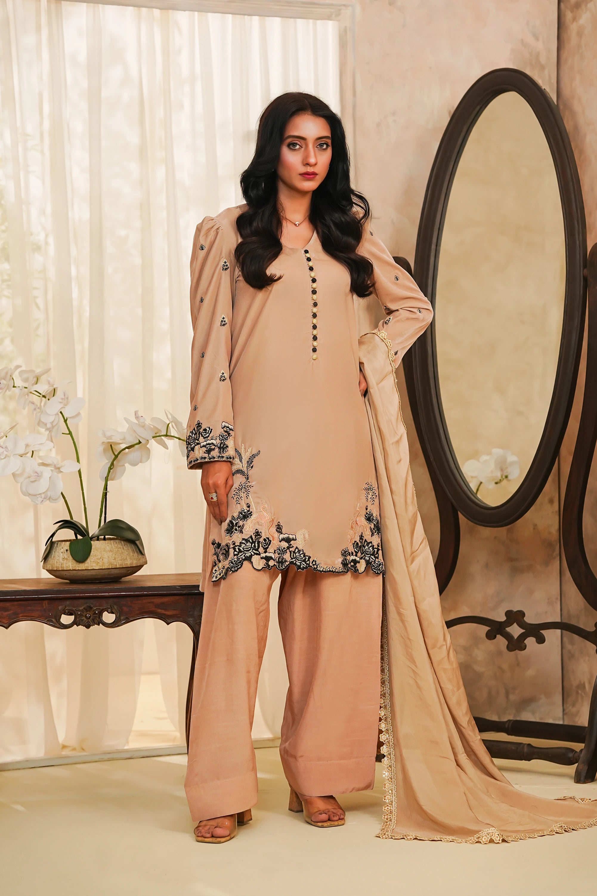 Blush Muse Luxury Pret