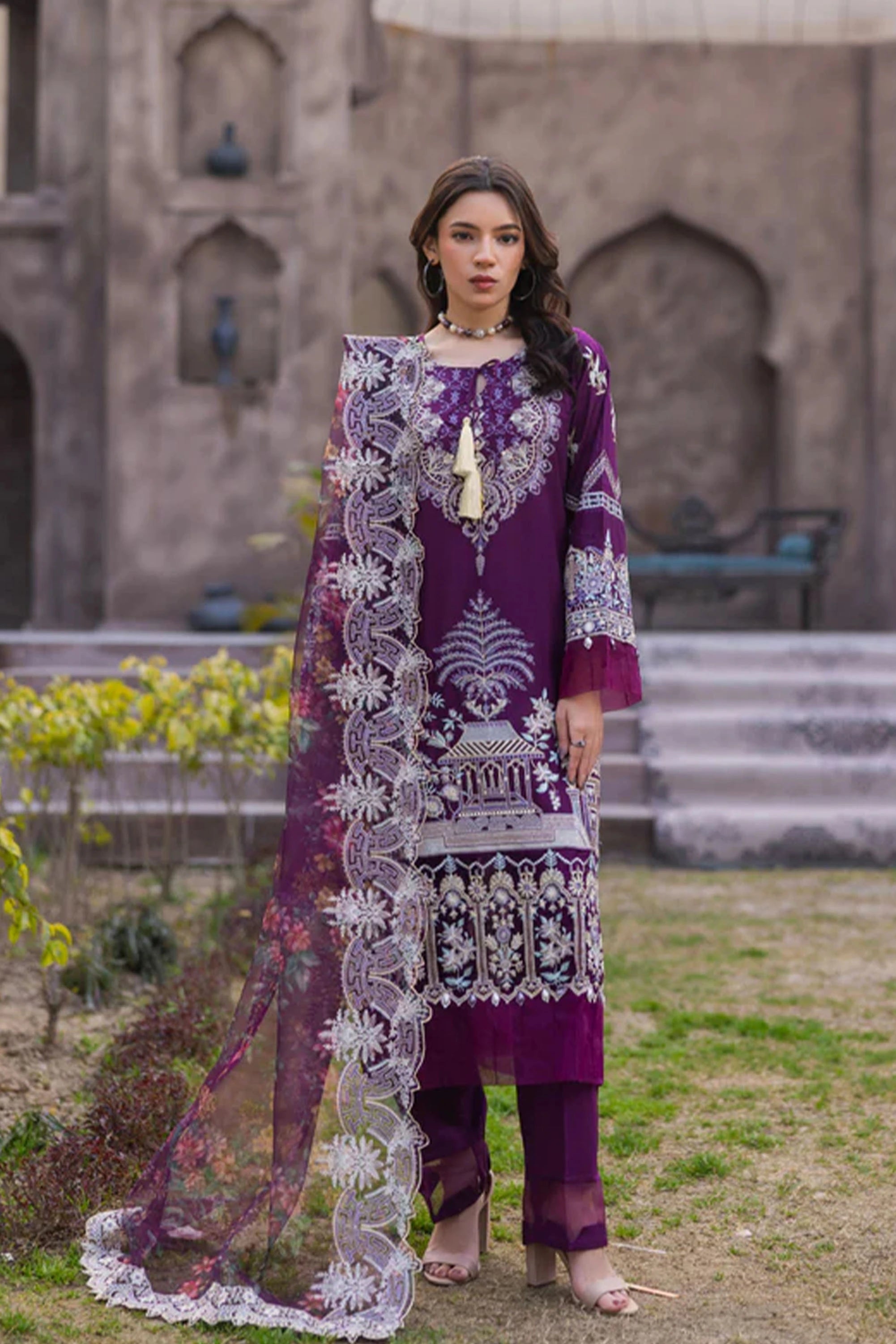 Noor-e-Banafsha Pret 3-Piece Set