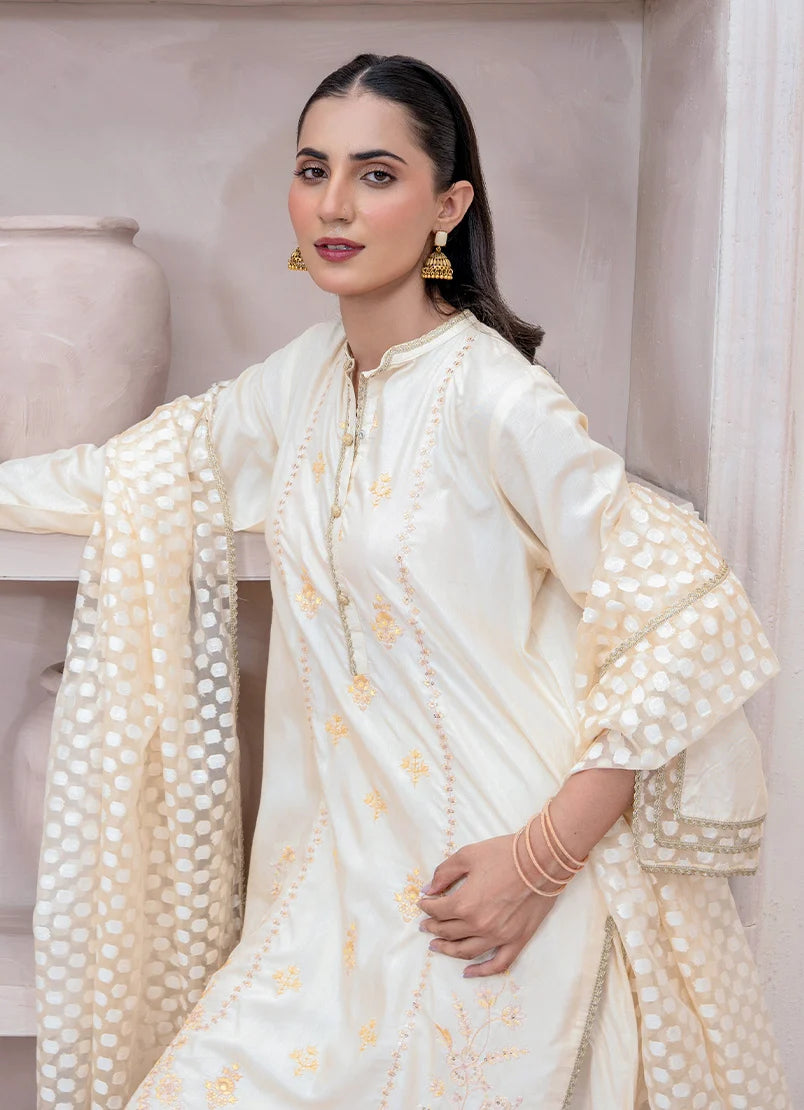 Women wearing white dress for women, dupatta draped over the shoulder, Buraqstore