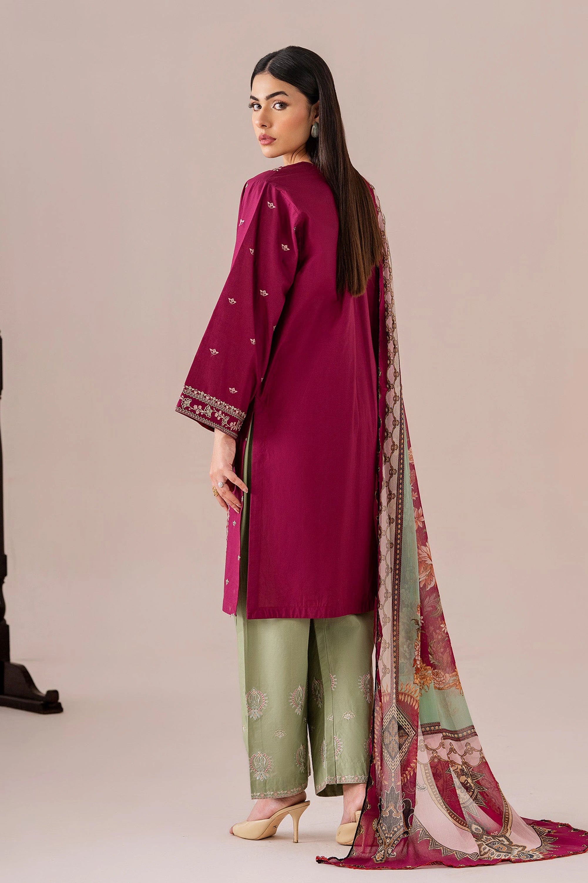 Embroidered Cotton Lawn 04 3-Piece Set